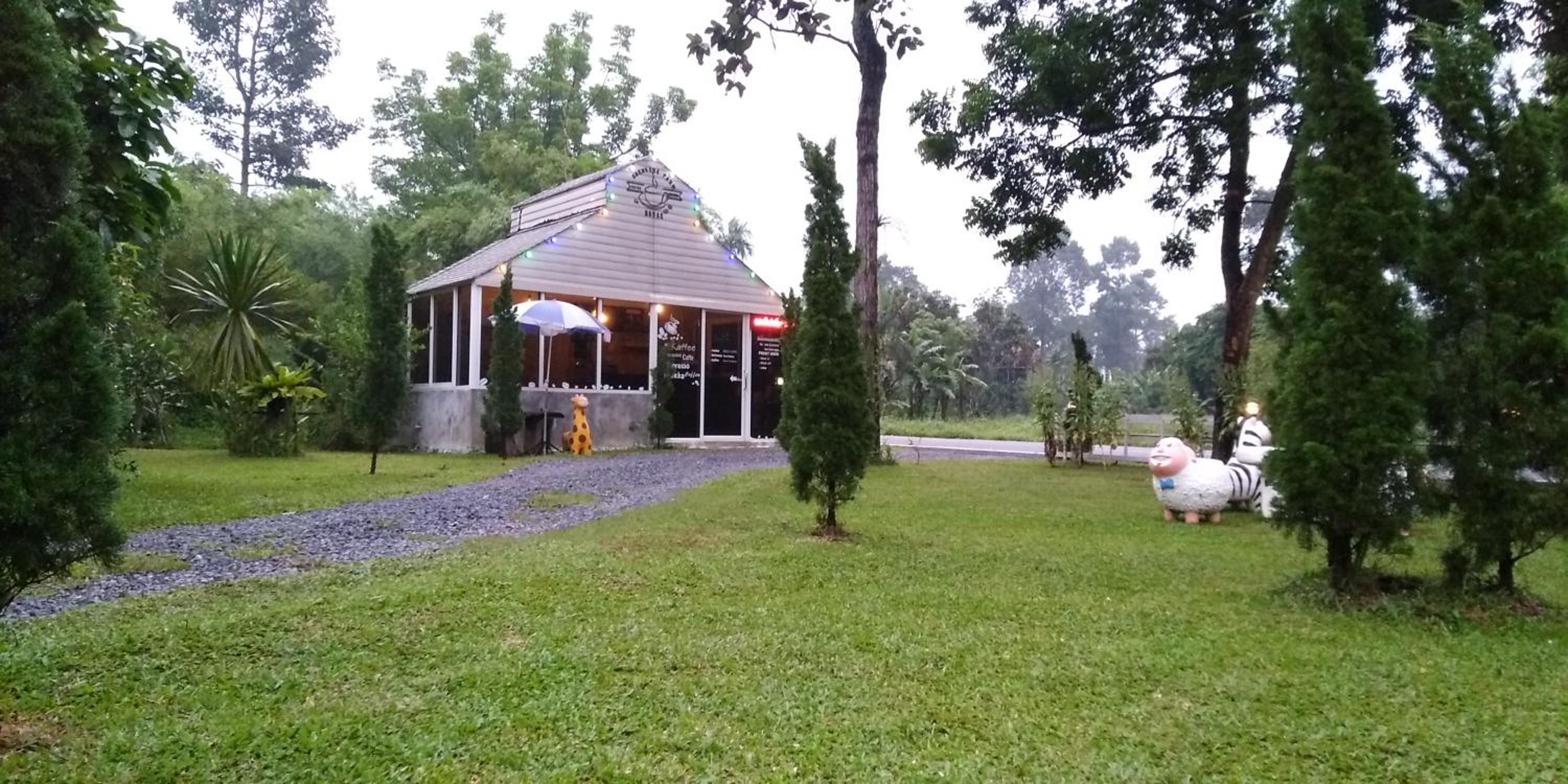 Saengcha Farm Resort