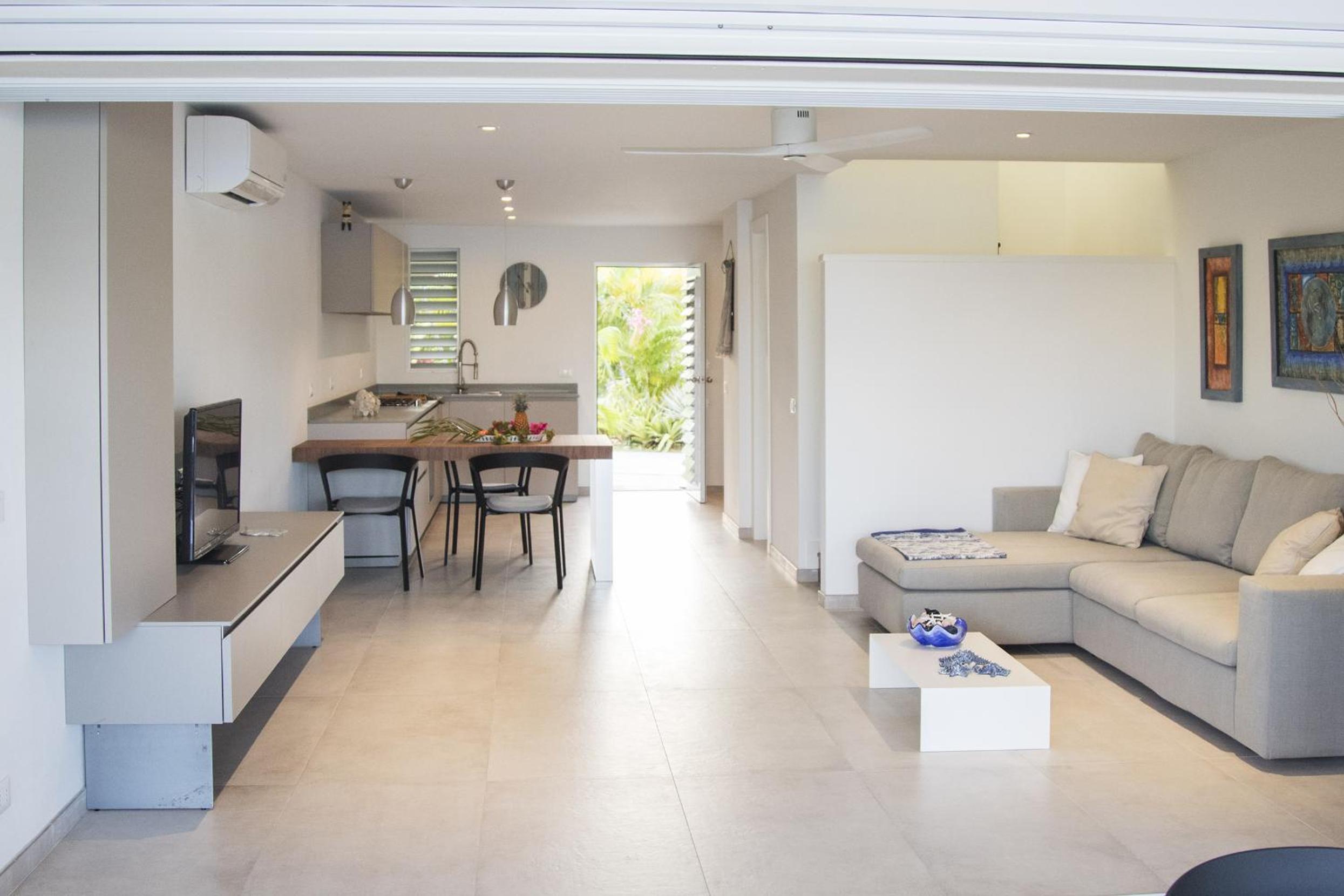 Beach House Antigua