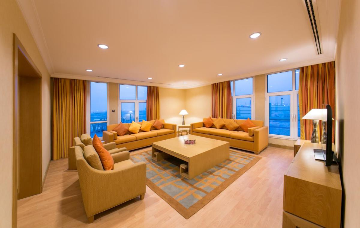 Copthorne Al Jahra Hotel & Resort