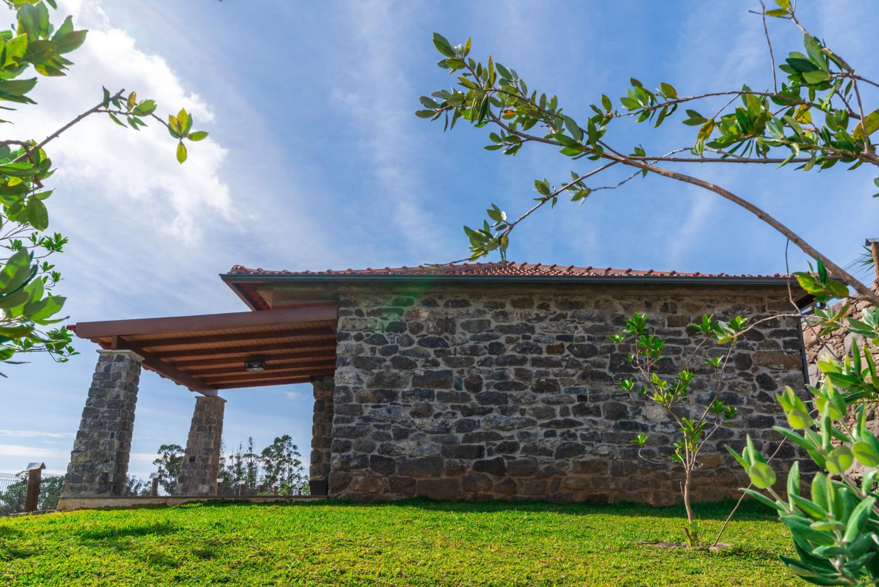 Rochão Village by Rent2U, Lda