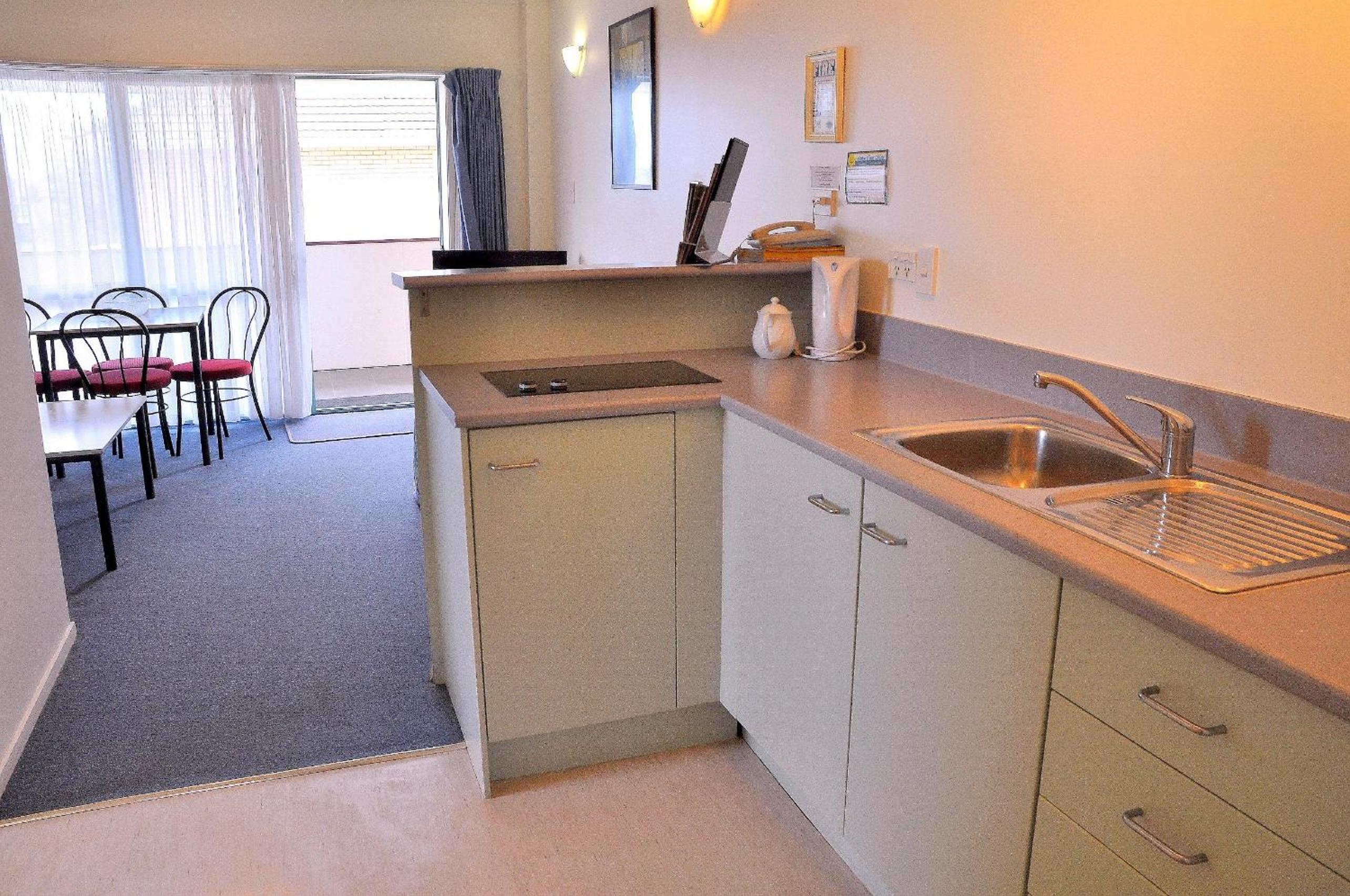 Fenton Court Motel