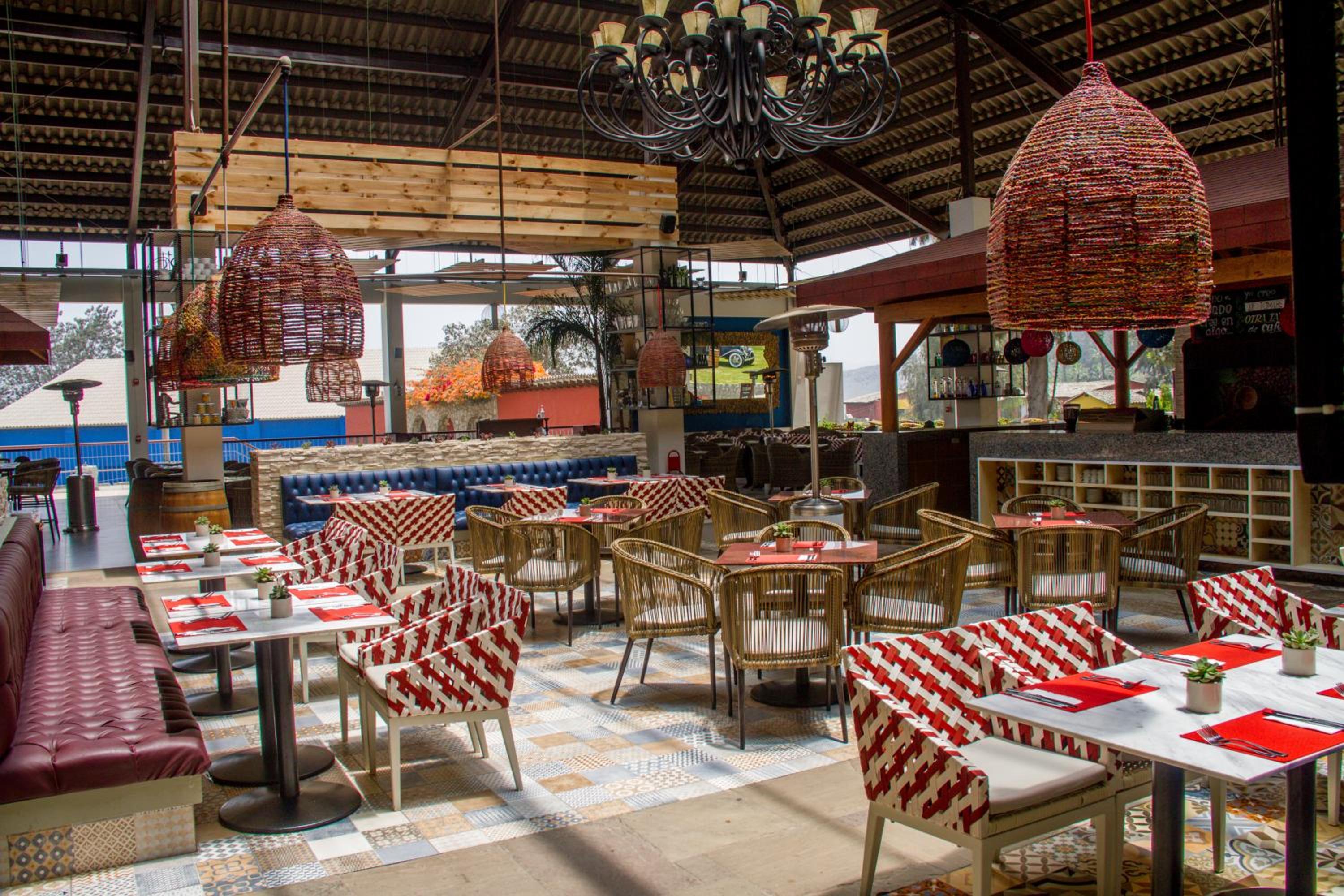 Decameron El Pueblo