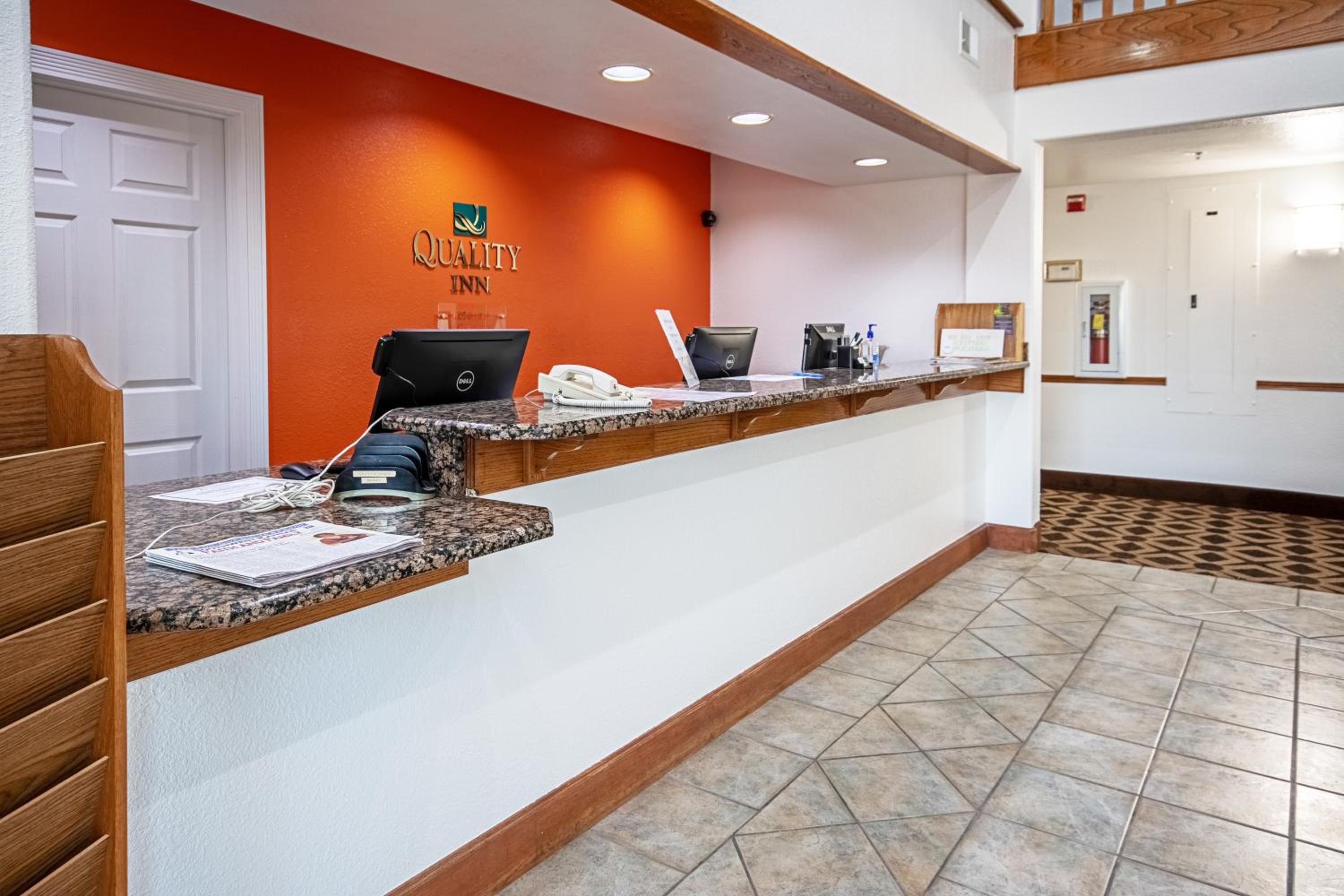 Dodge City Vacations - Quality Inn - Property Image 10