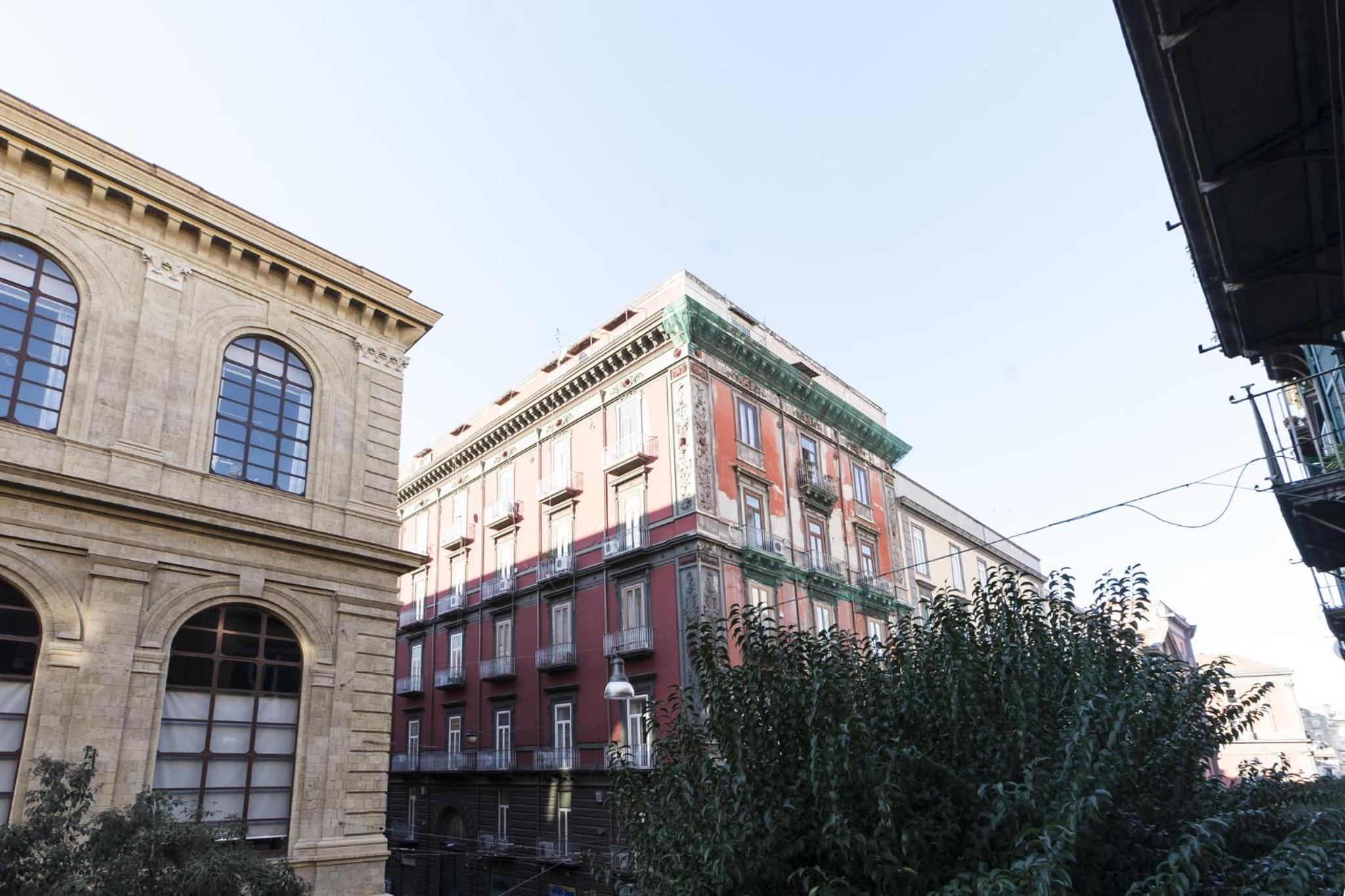 Hotel Bellini Suite - Image 1