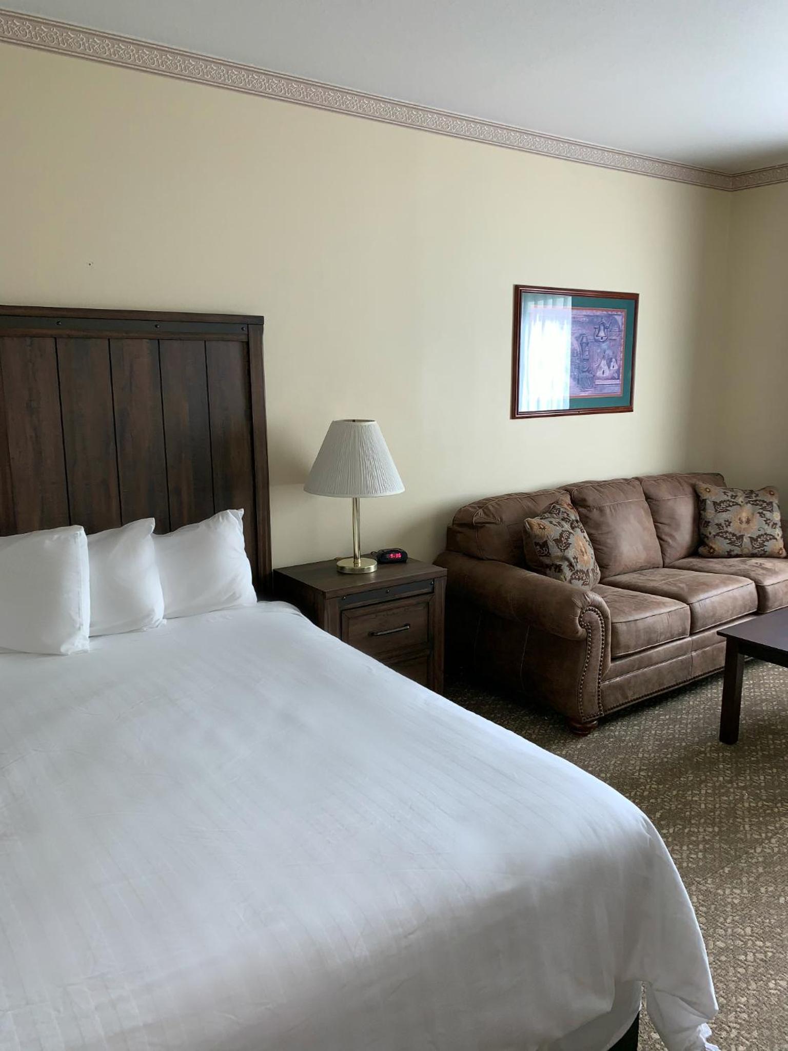 West Yellowstone Vacations - Yellowstone Lodge - Property Image 17