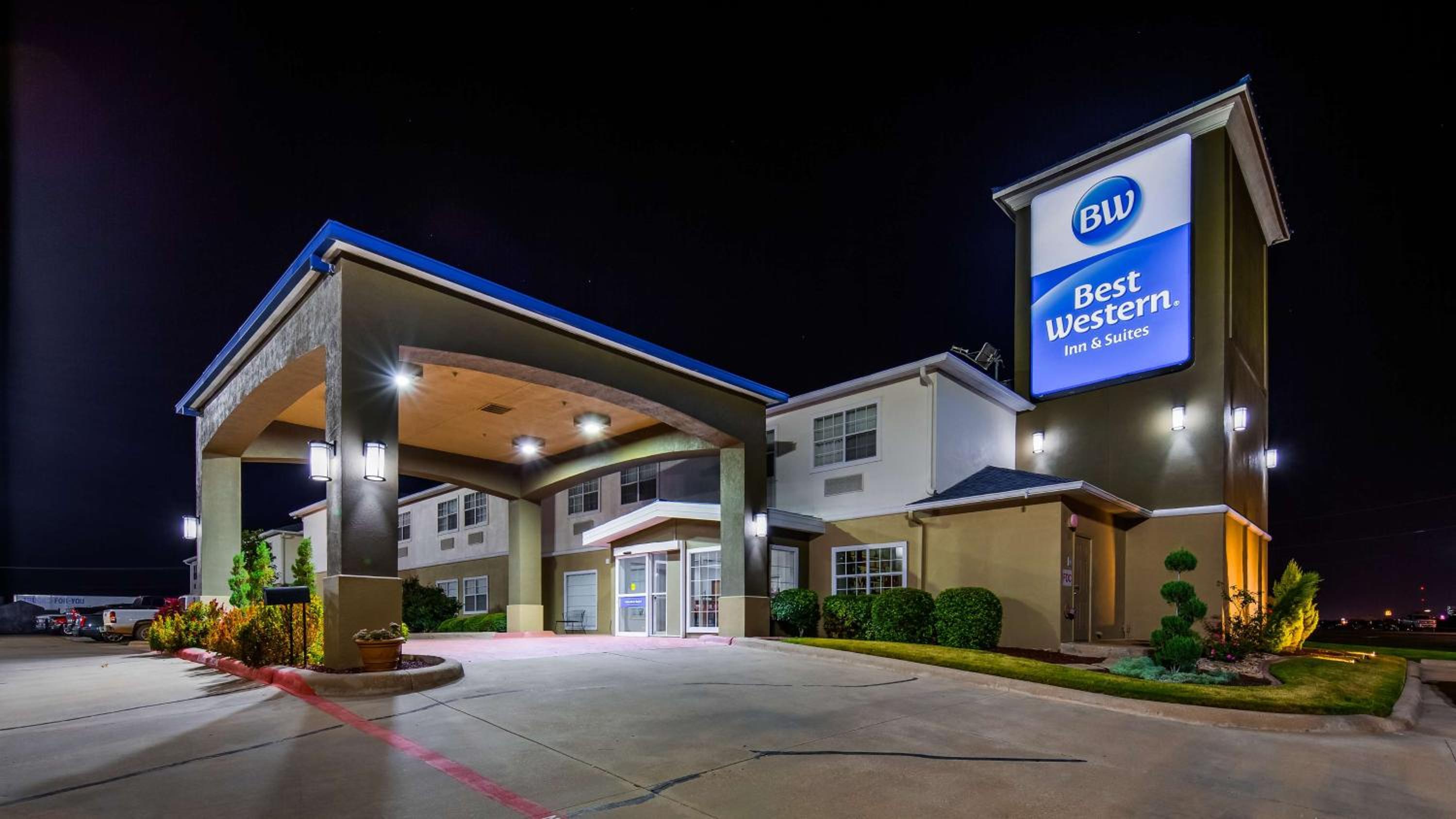Mineral Wells Vacations - Best Western Clubhouse Inn  Suites - Property Image 1