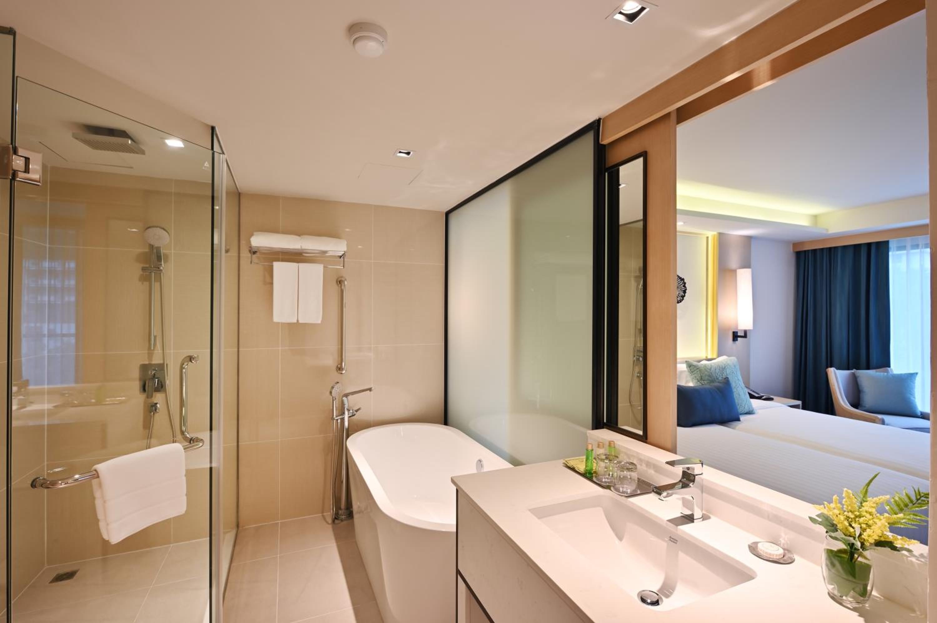 M Pattaya Hotel - SHA Extra Plus