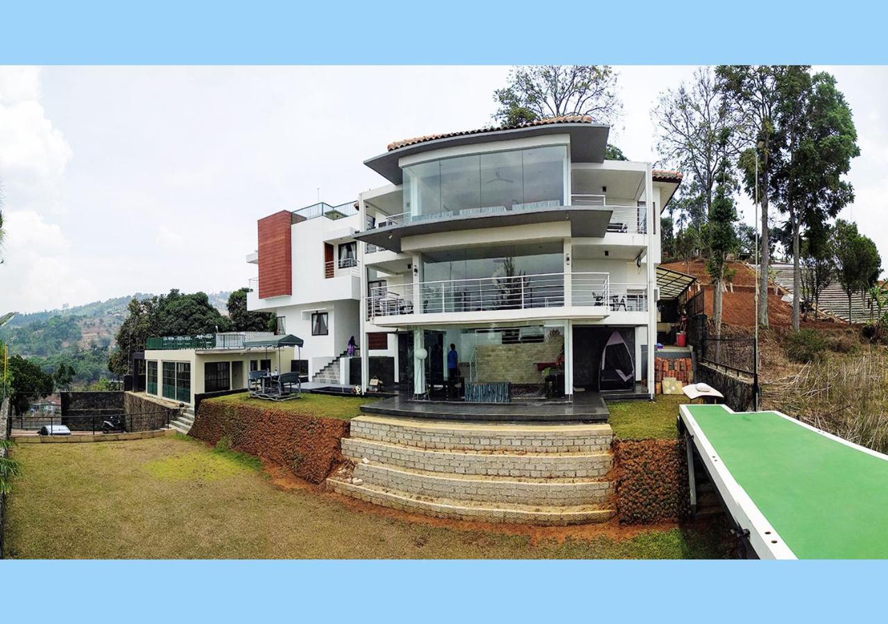 Villa Rosvita Bandung view 3
