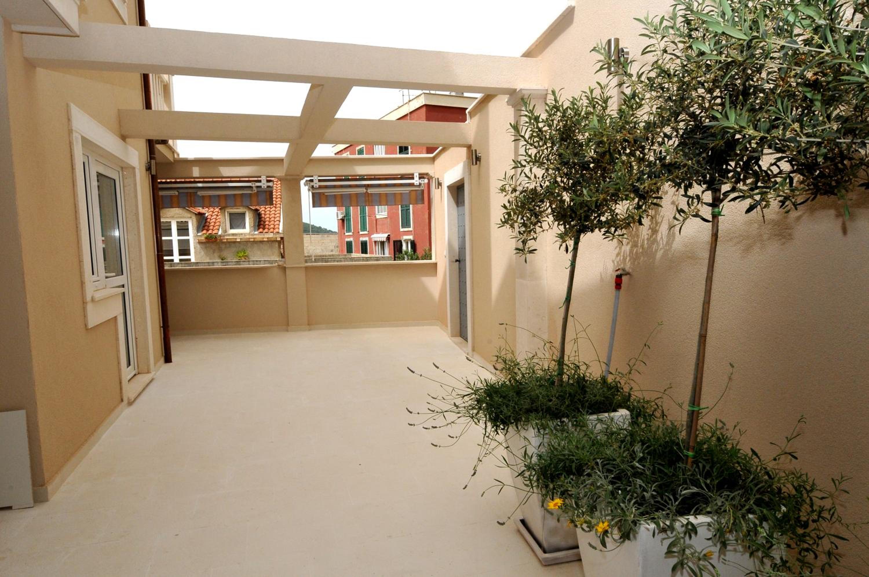 Apartments Annette - studio and two bedroom apartment with parking