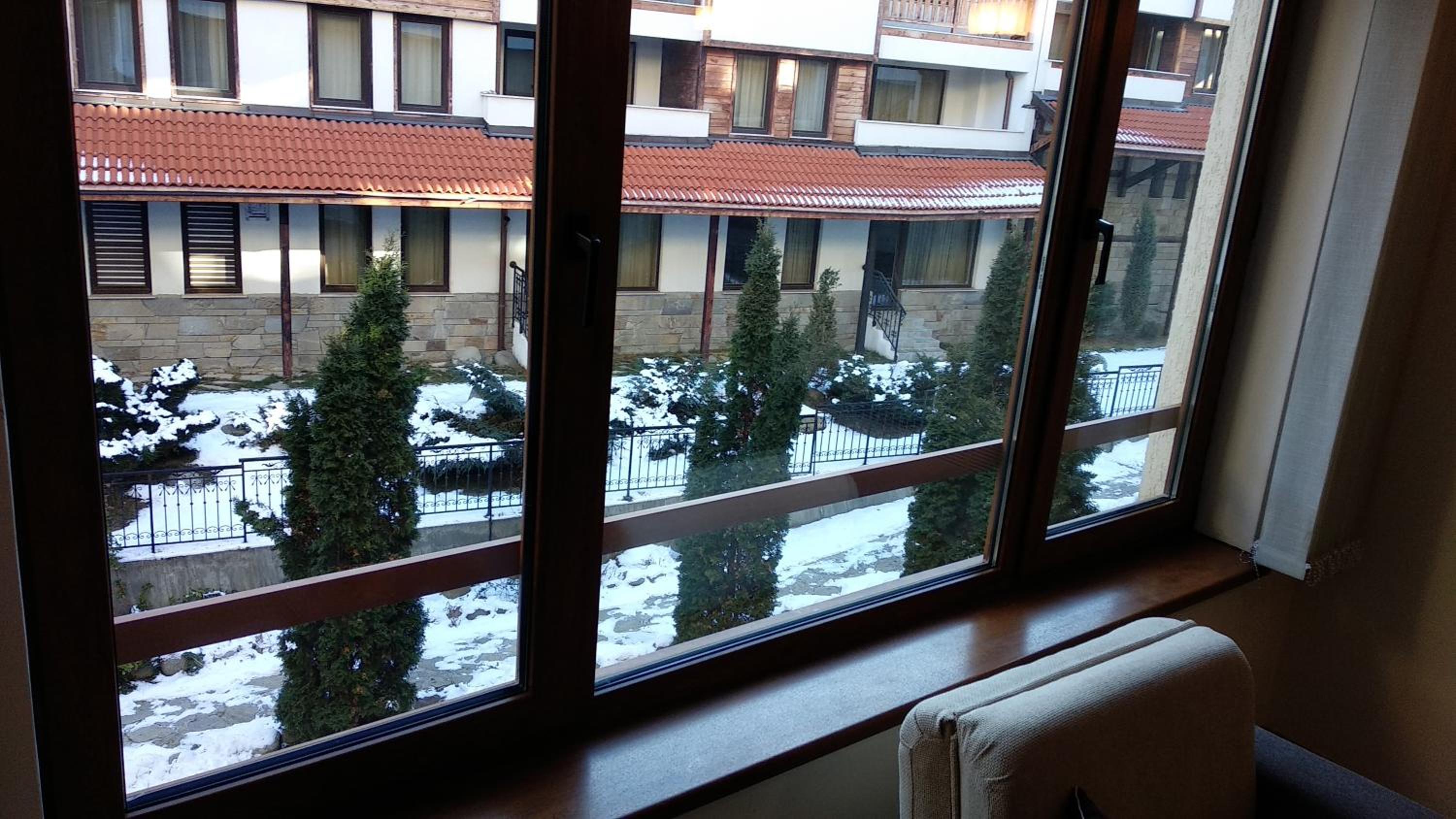 Photo 42
