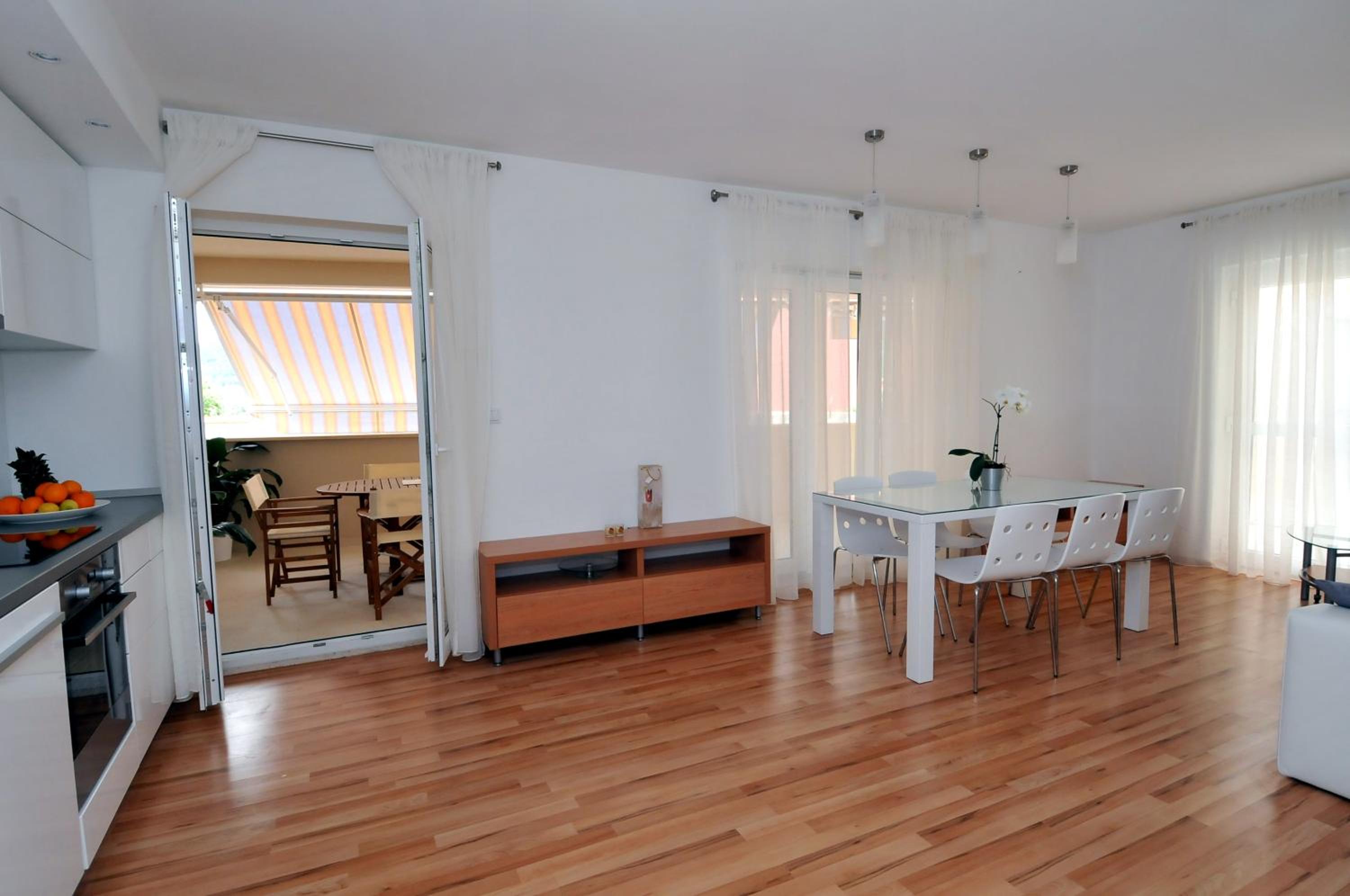 Apartments Annette - studio and two bedroom apartment with parking