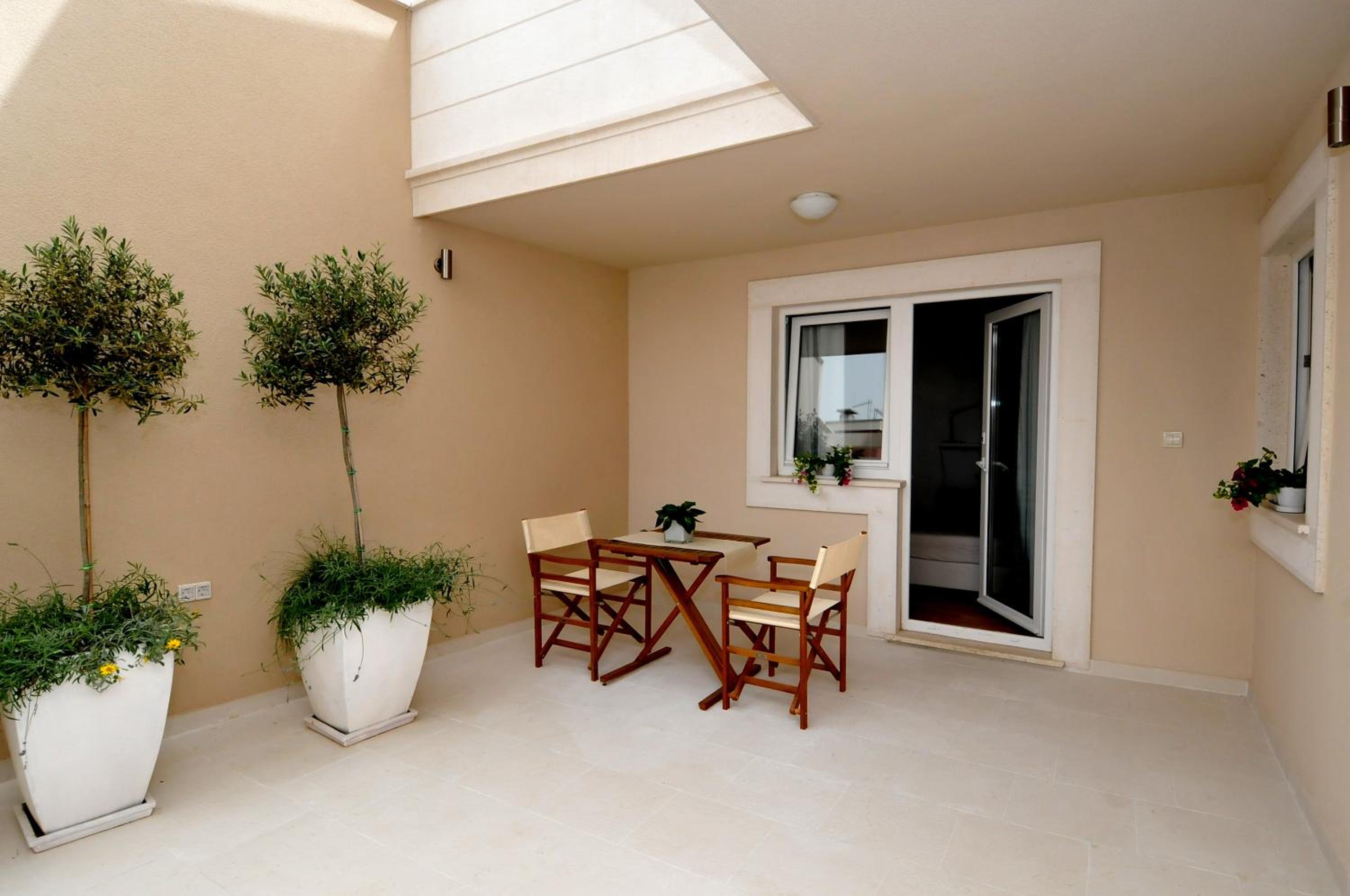 Apartments Annette - studio and two bedroom apartment with parking