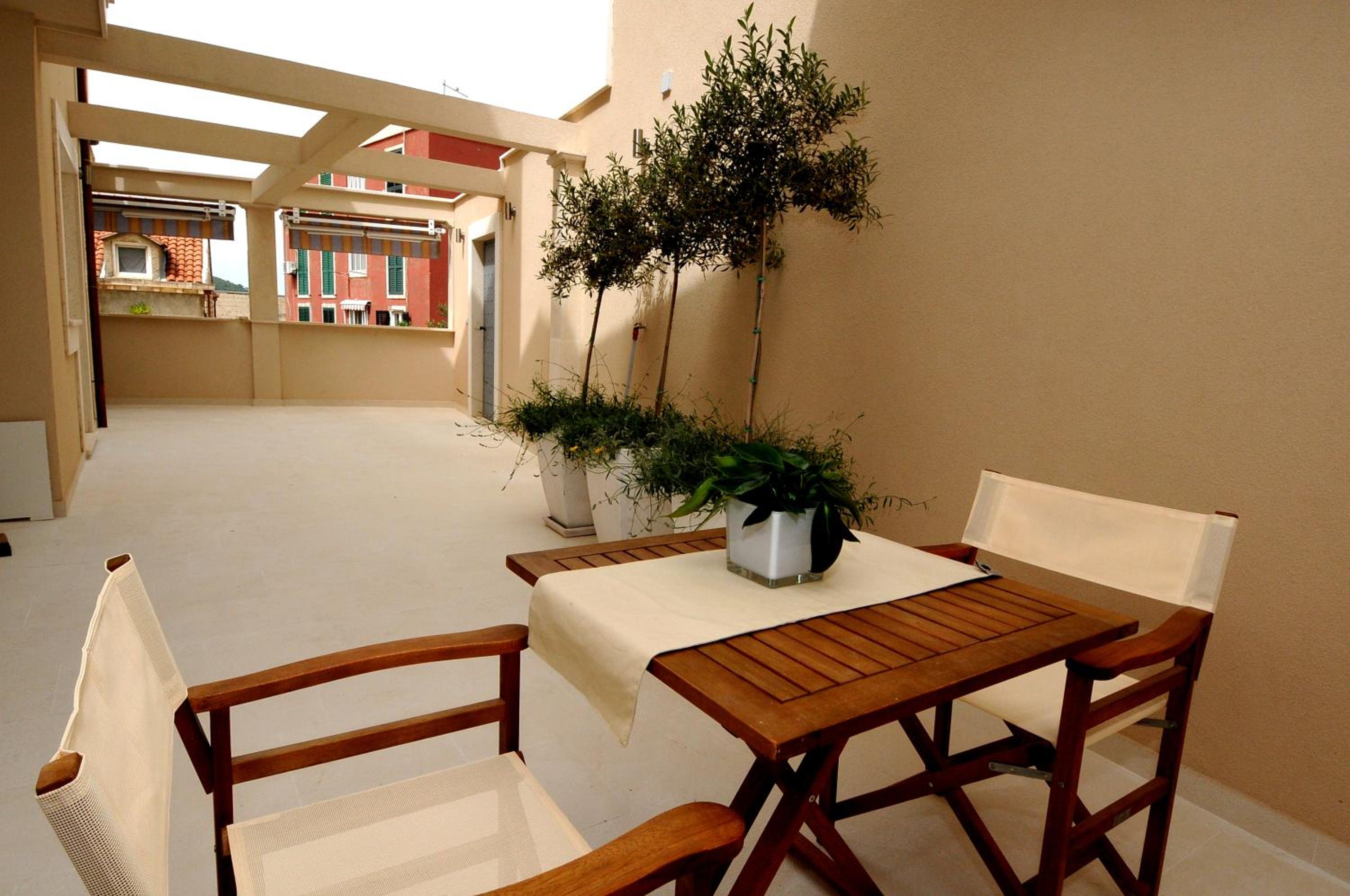 Apartments Annette - studio and two bedroom apartment with parking