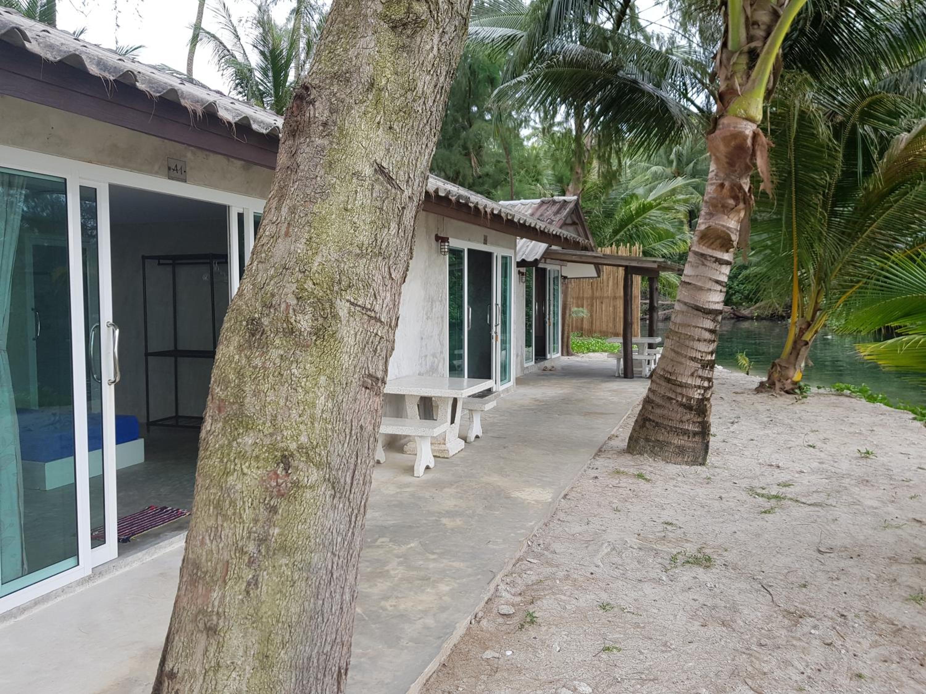 Hotel S Beach Resort - Image 1