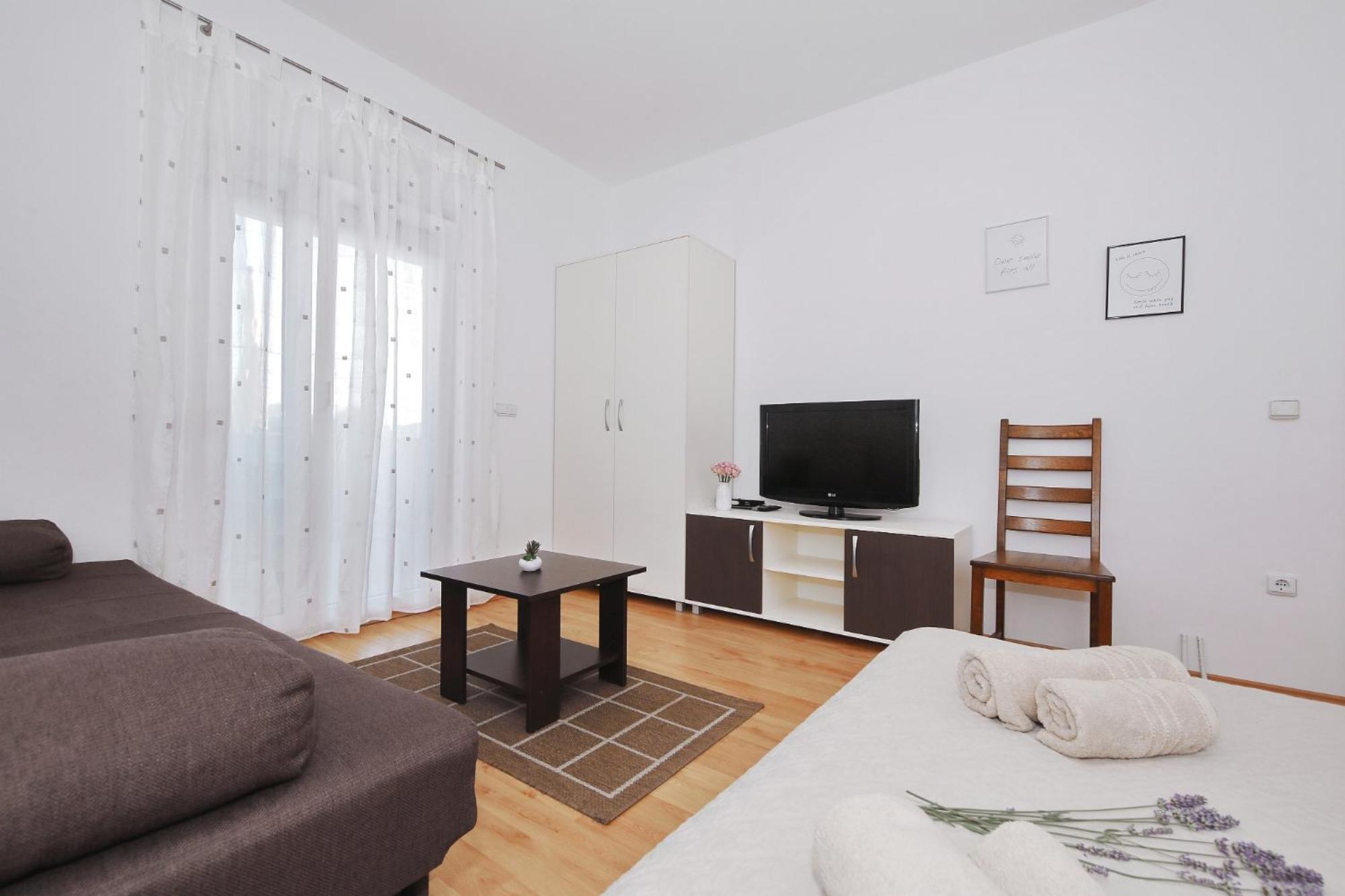 Apartments Olive