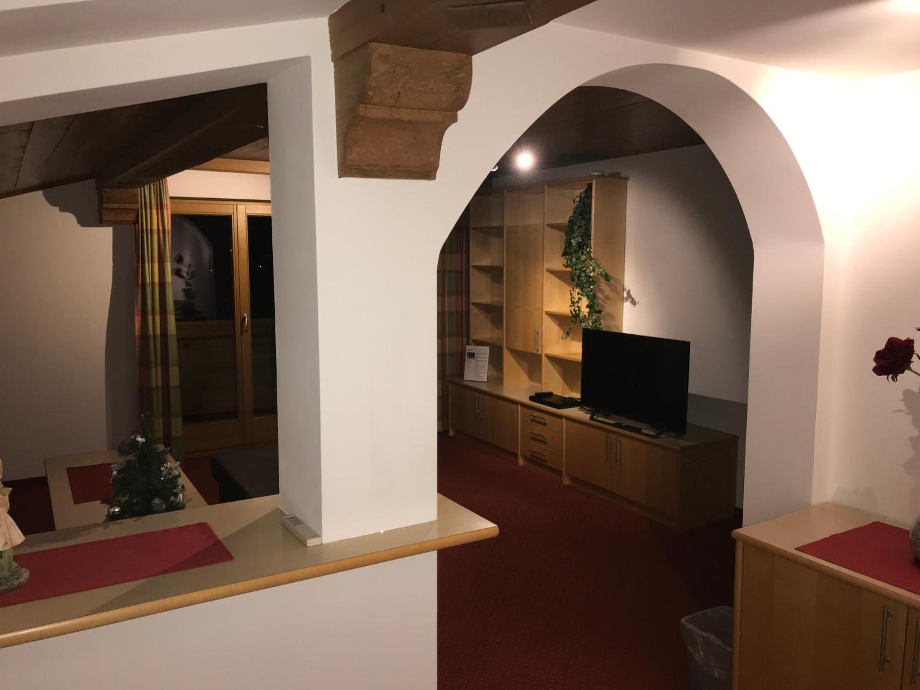 Photo 36