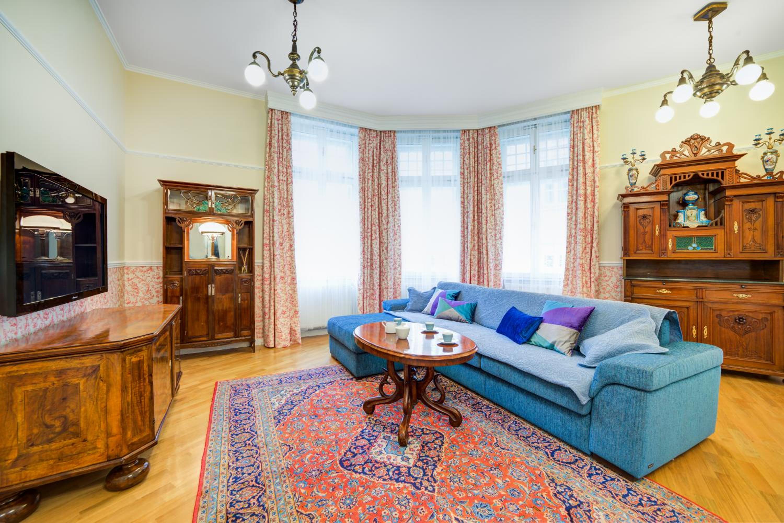 Bishop Apartments