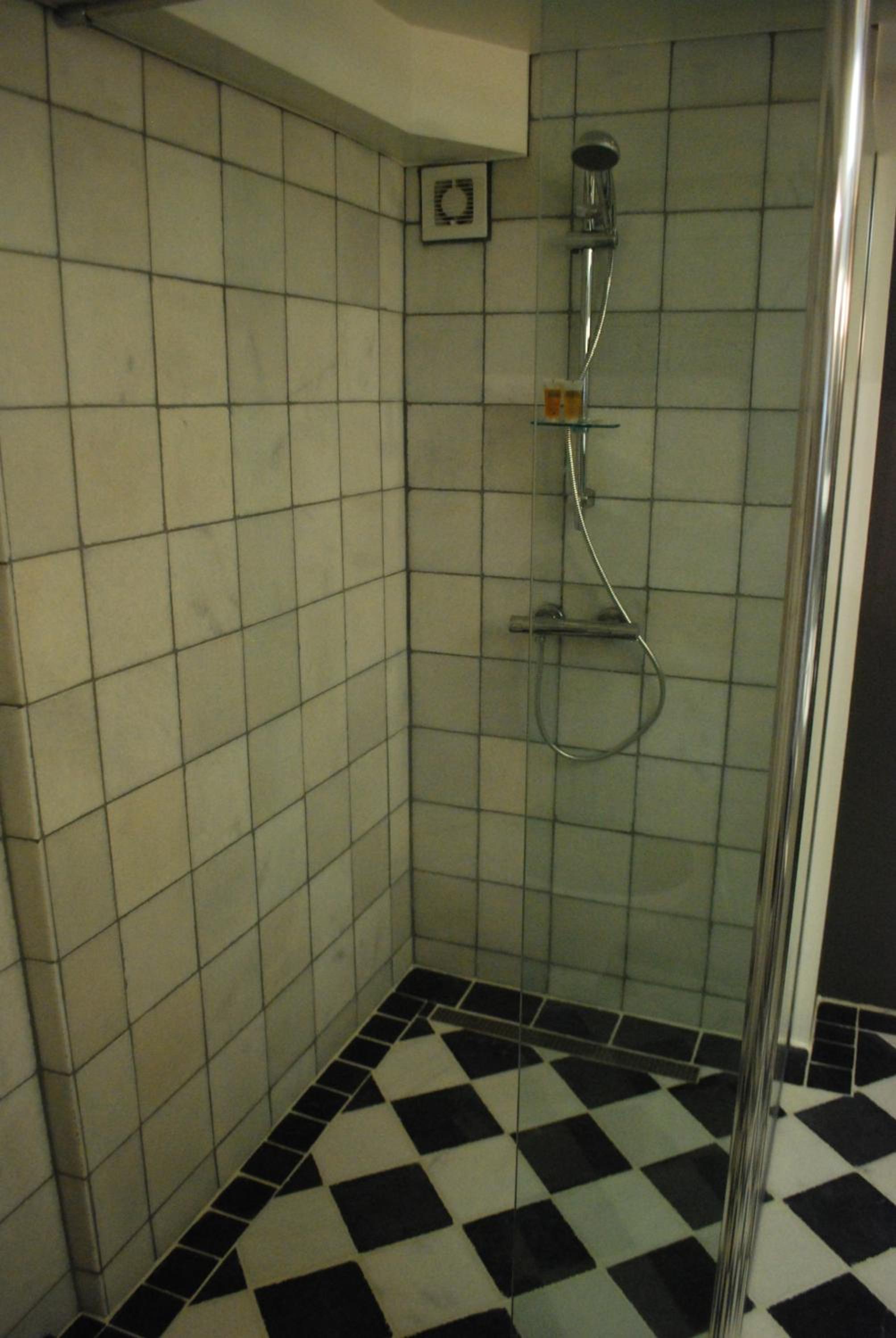 Photo 57