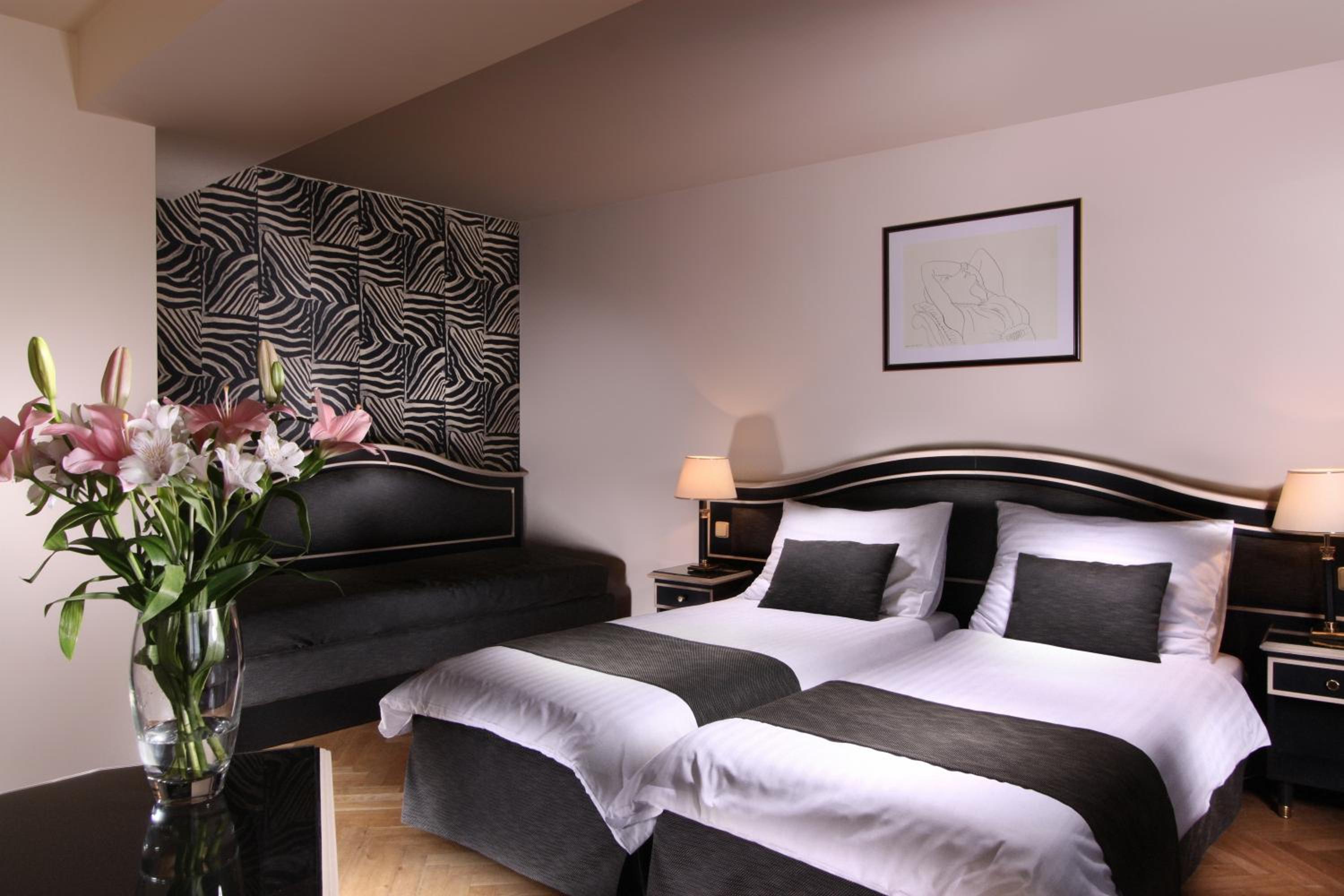 Elysee Hotel photo 25 of 41
