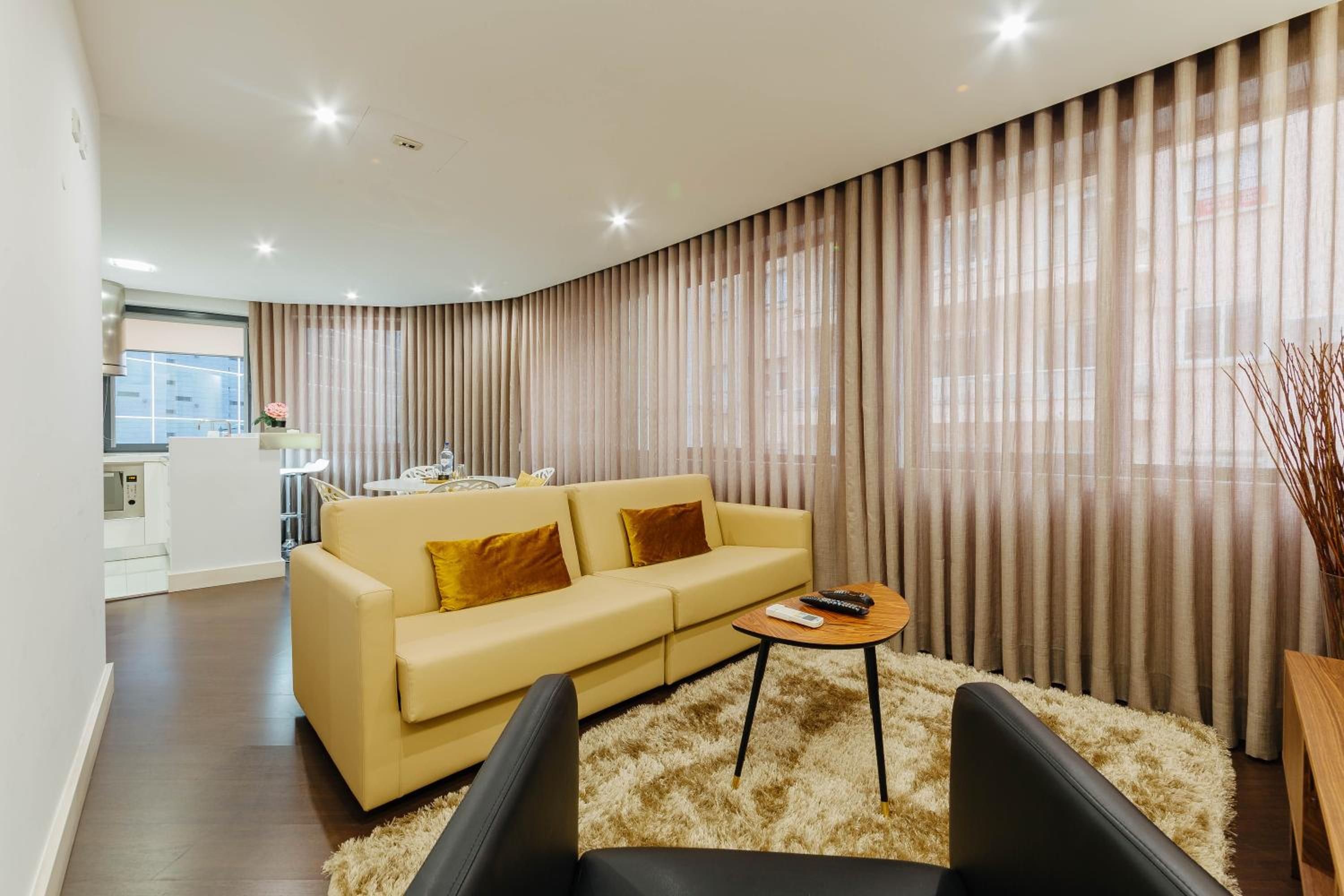 Lisbon Avenue Marquês - Luxury Apart view 2