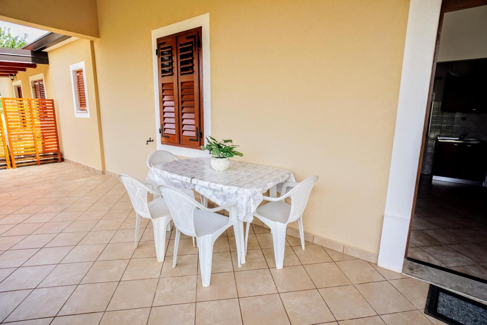 Photo 54