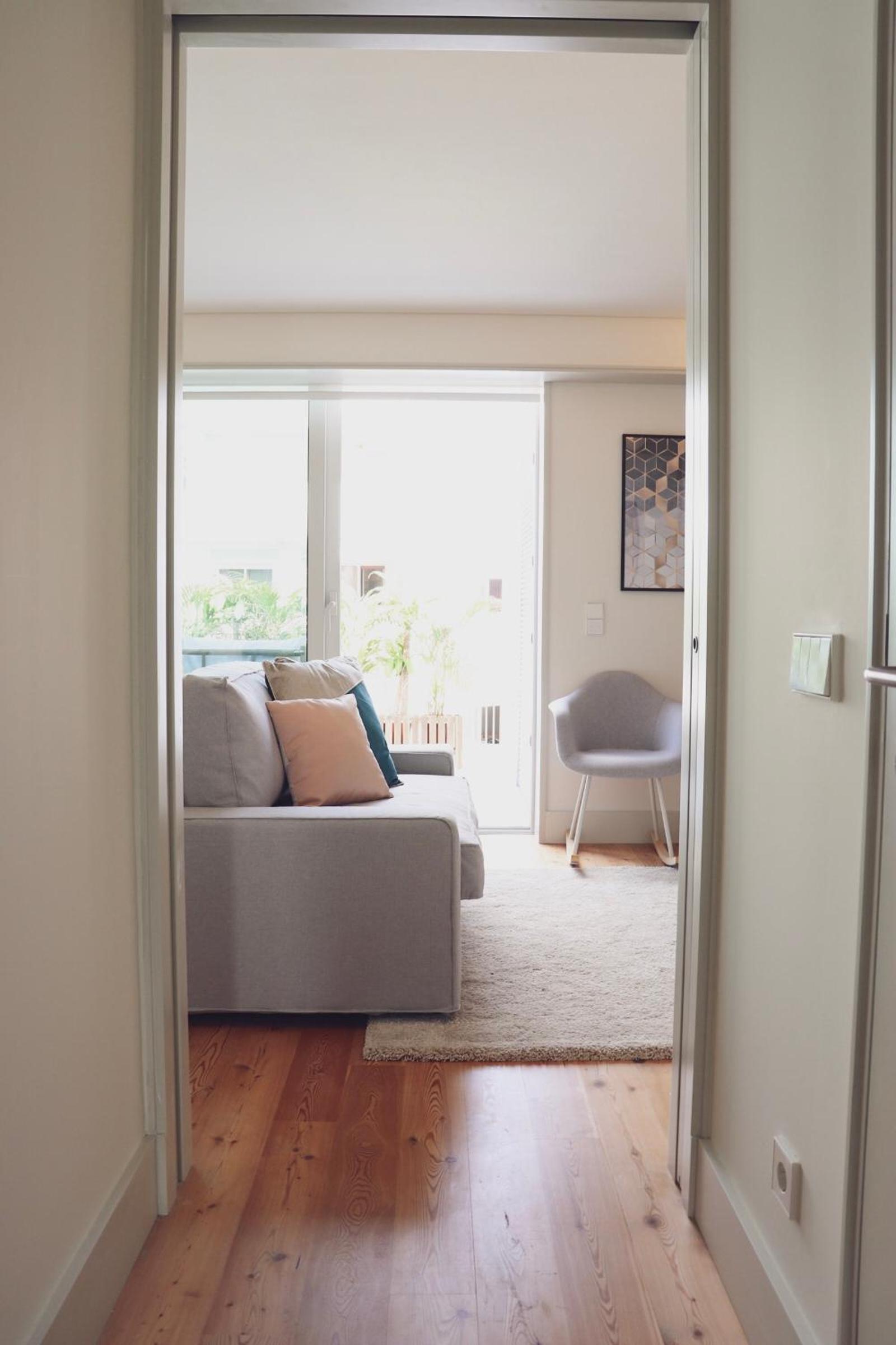 Central Lisbon Balcony Lux Apartment