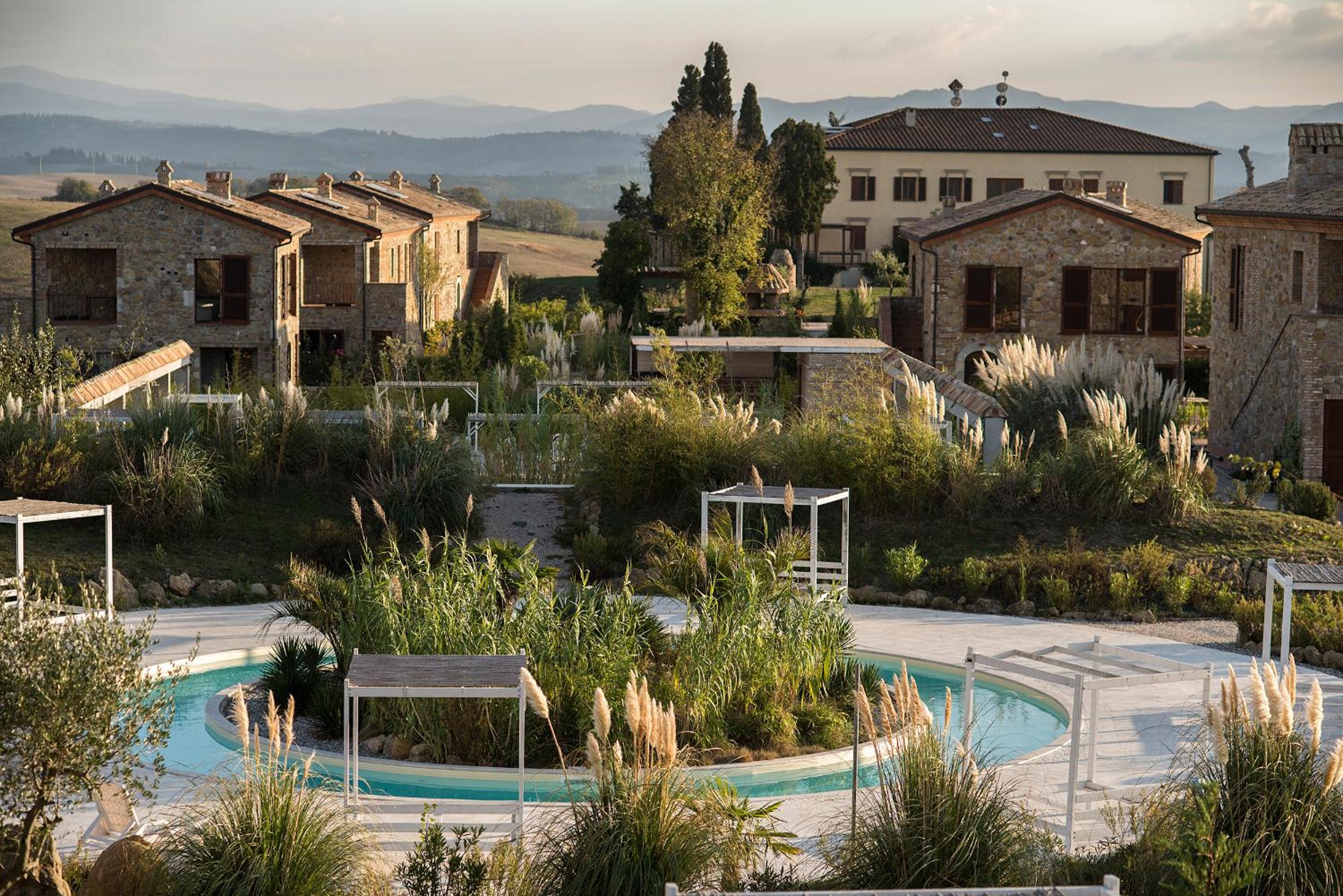 Tuscany Forever Sunset Apartments photo 1
