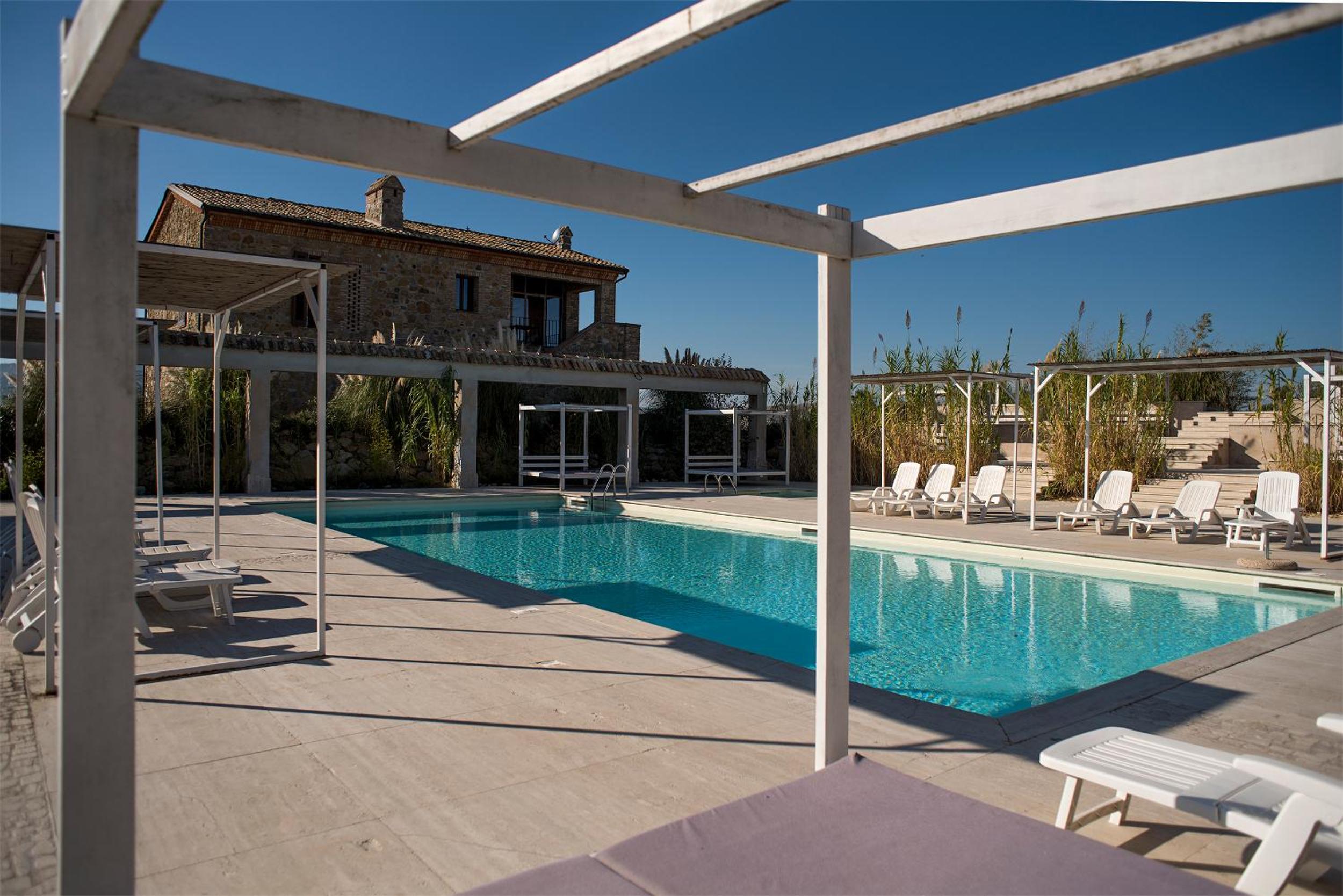 Tuscany Forever Sunset Apartments photo 2