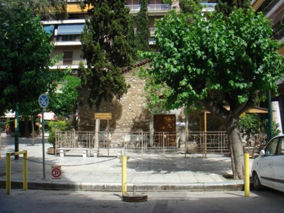 Sylvia' s Apartments