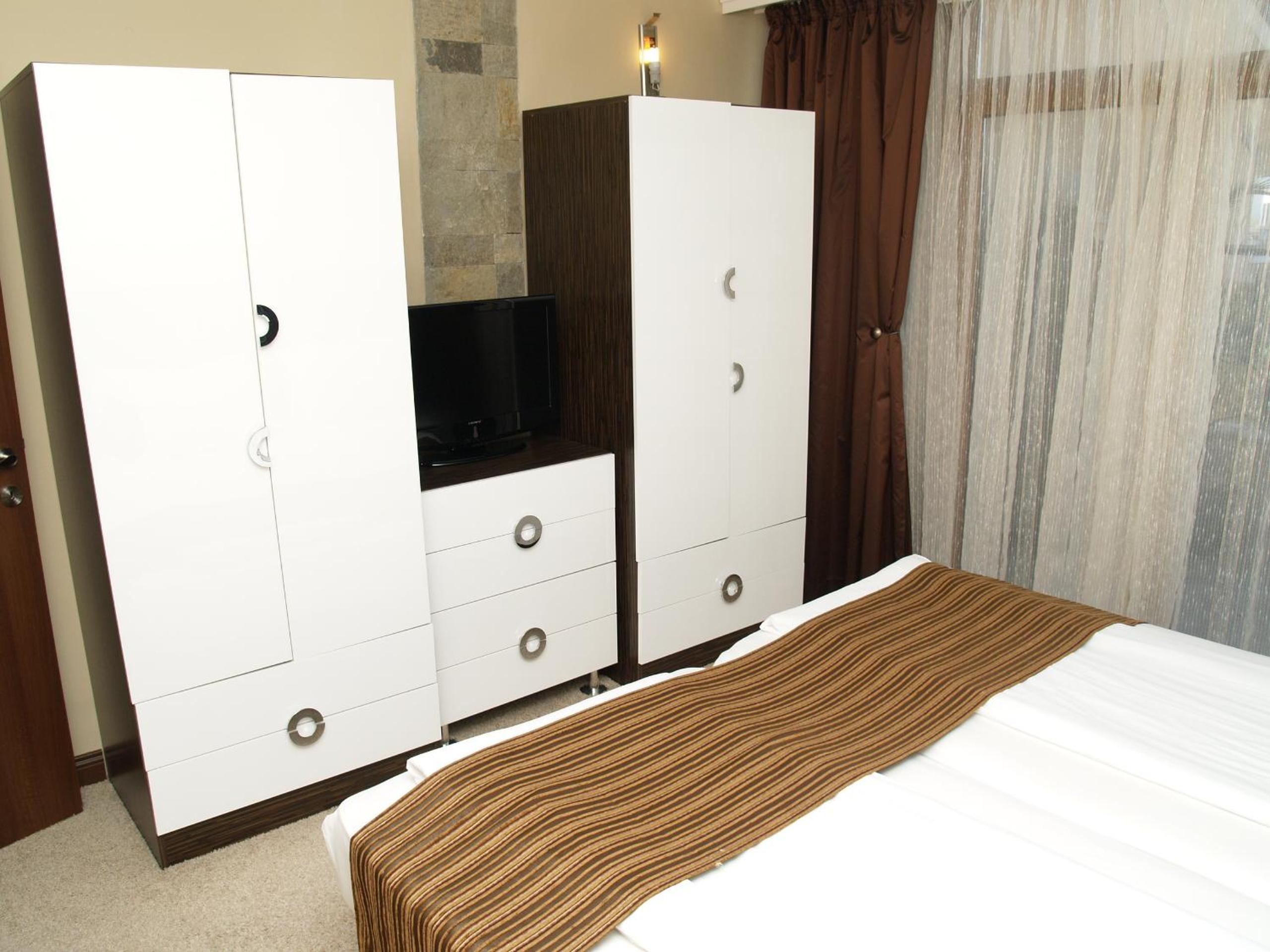 Laguna Beach Resort & Spa