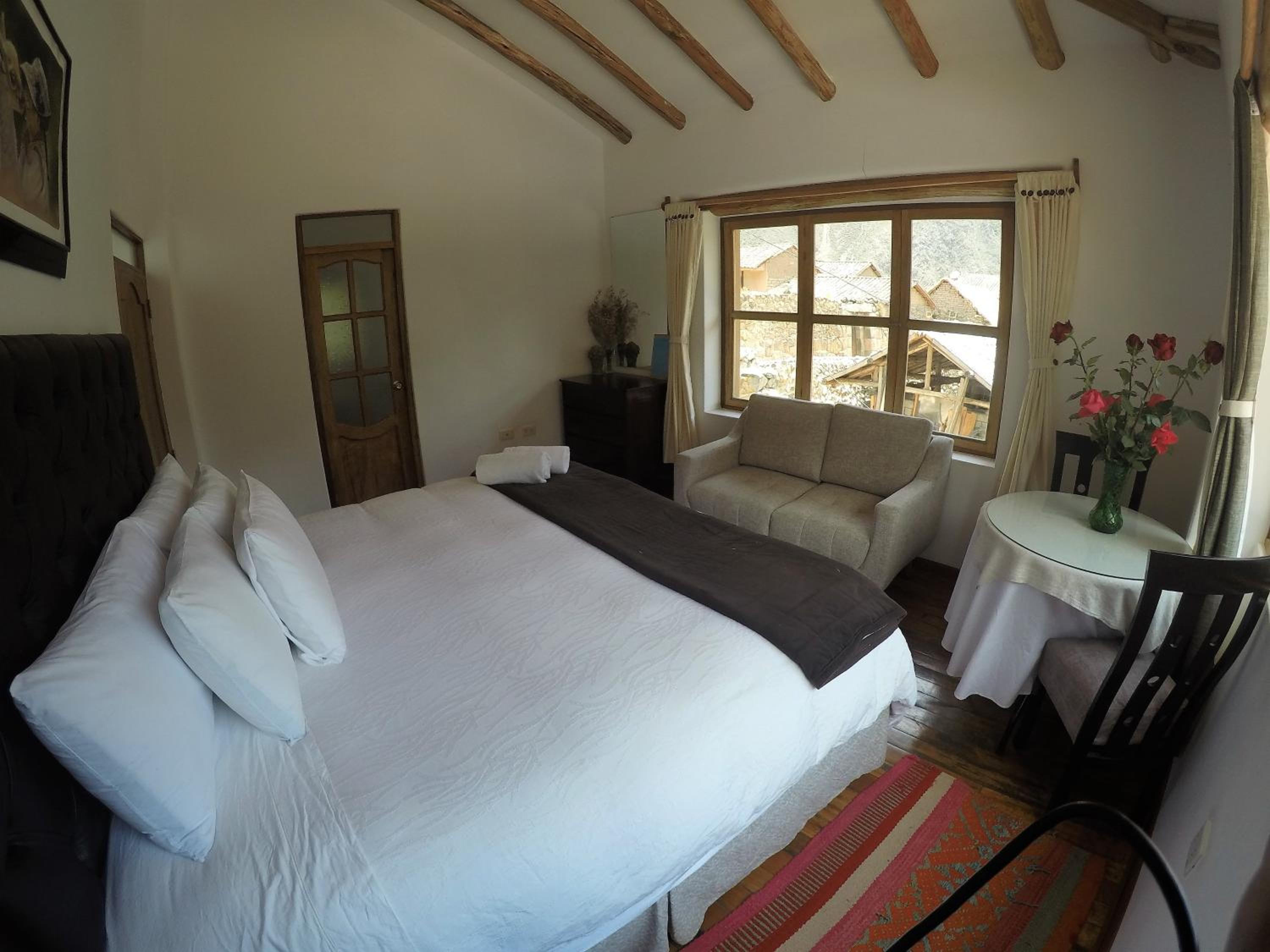 Parwa Guest House