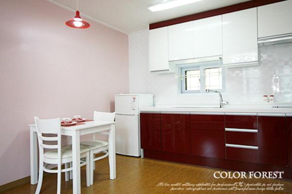 Forest of Color Pension