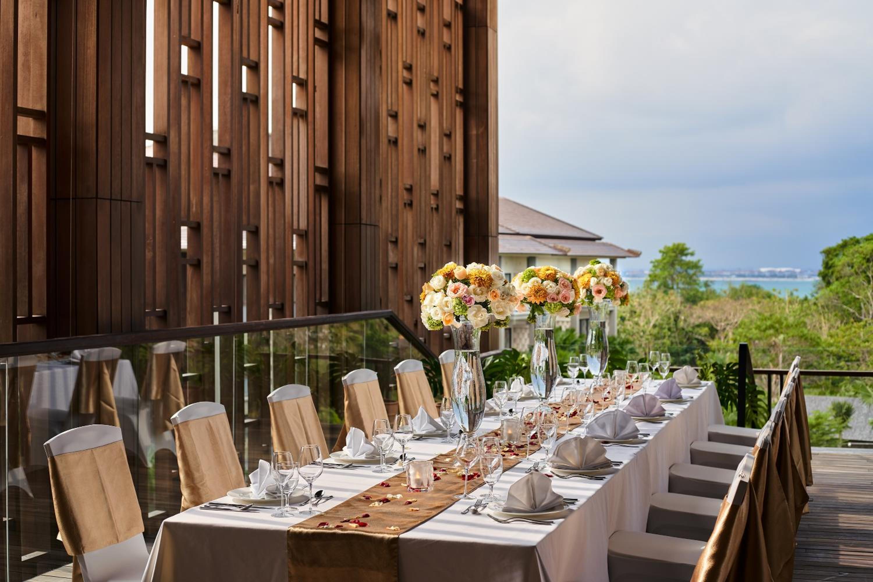 Mövenpick Resort & Spa Jimbaran Bali