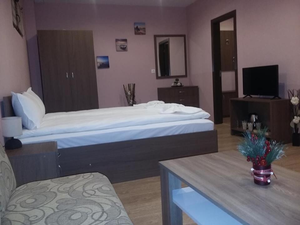 Guest House Ideal