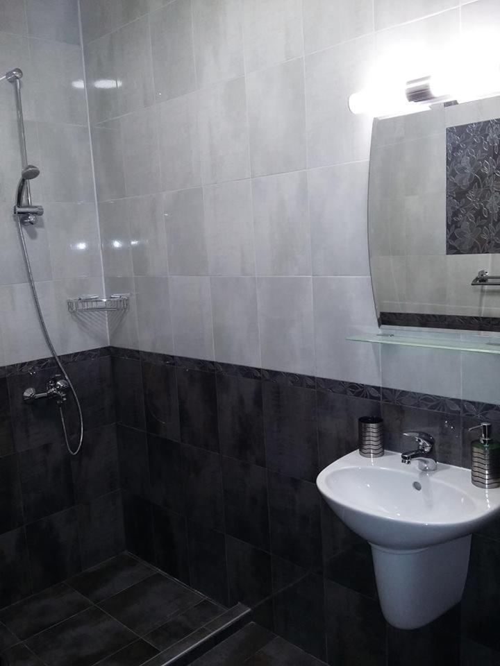 Guest House Ideal