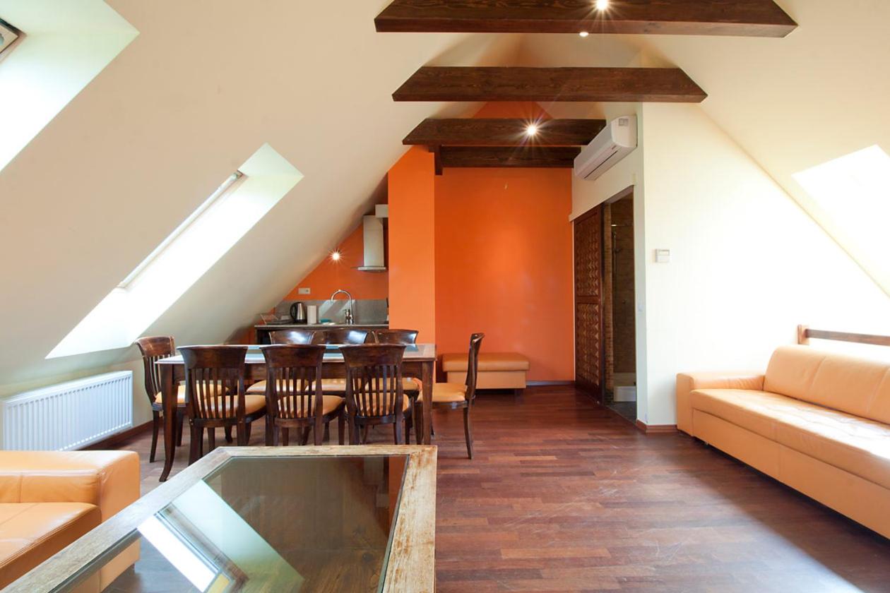 Apartamenty Lola