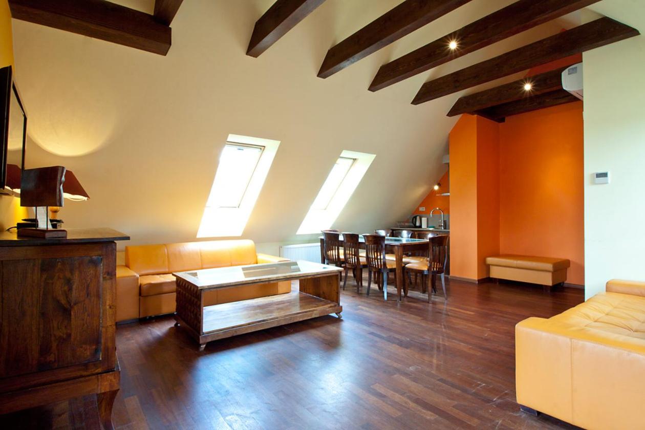 Apartamenty Lola