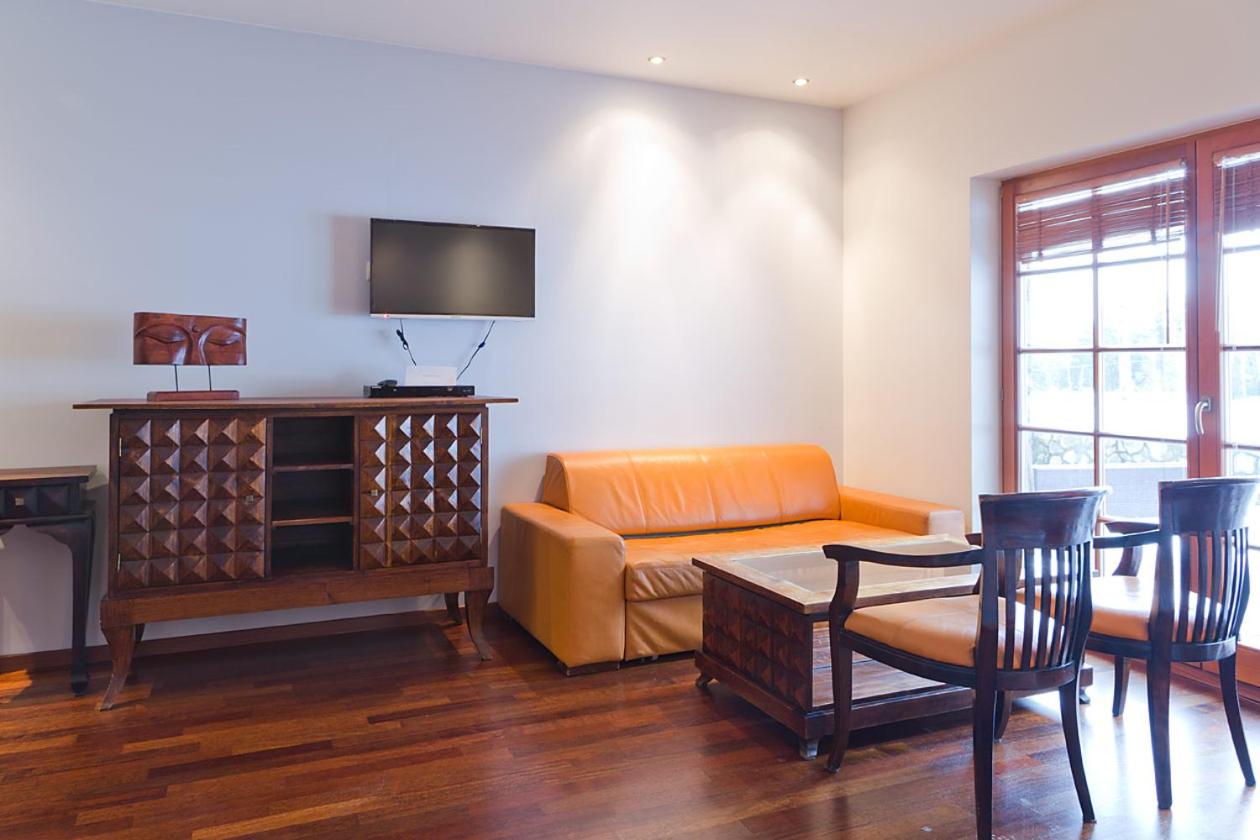 Apartamenty Lola