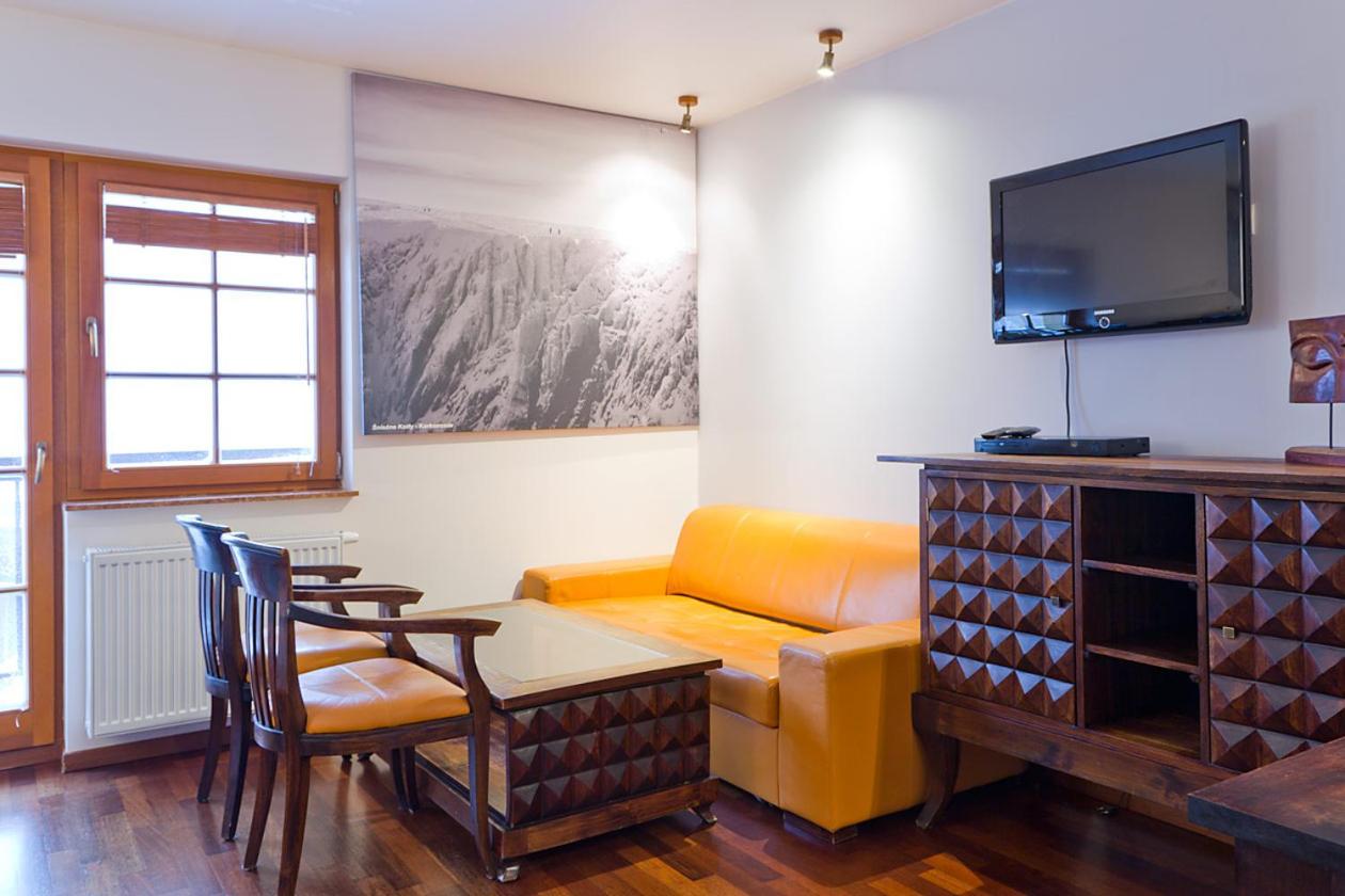 Apartamenty Lola