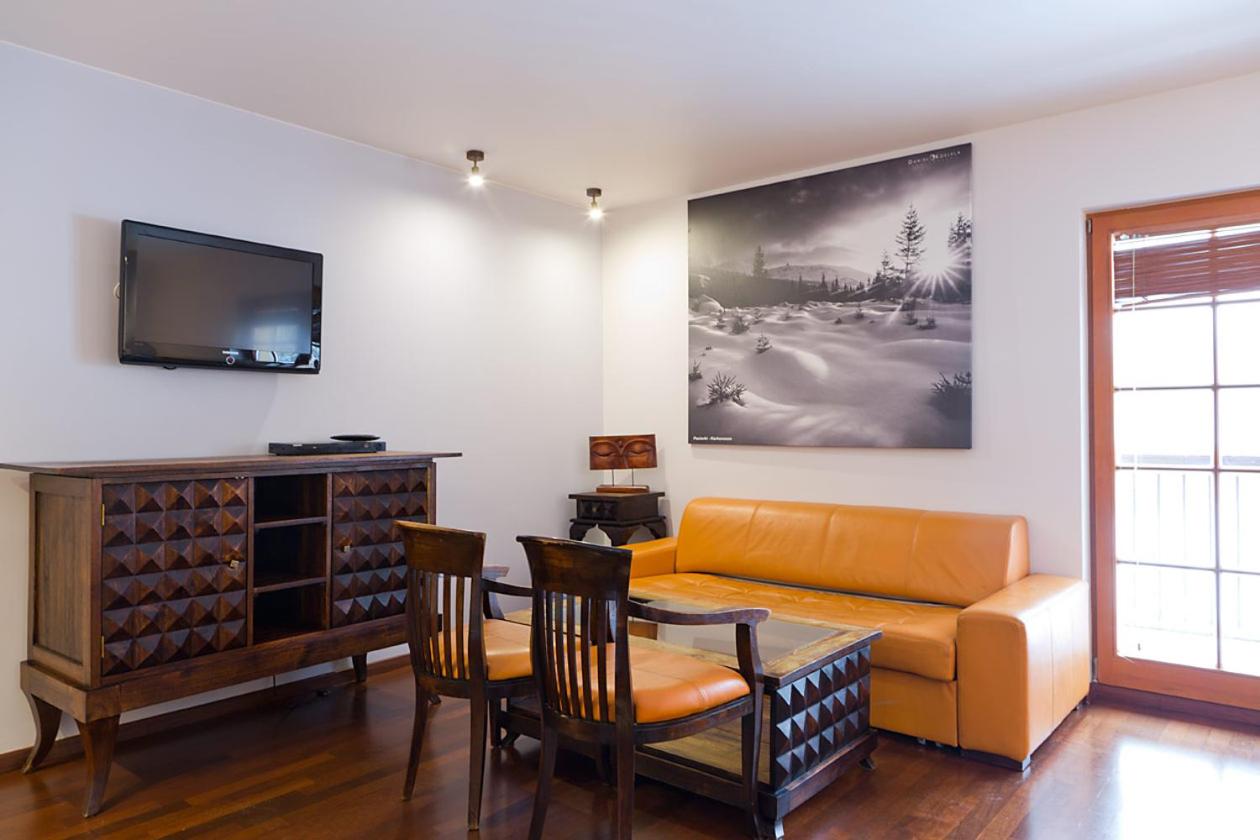 Apartamenty Lola
