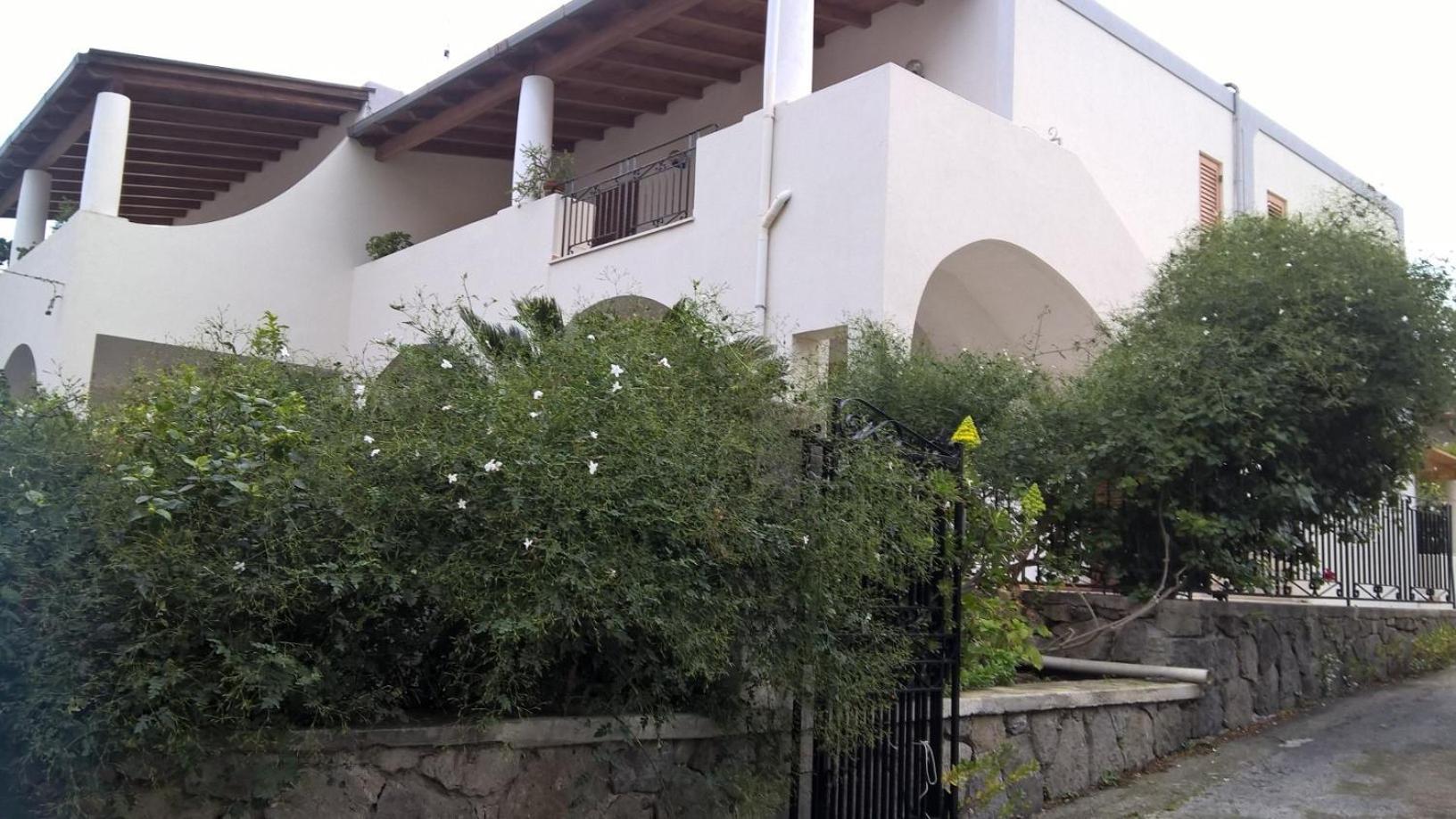 Casa Engy - main view