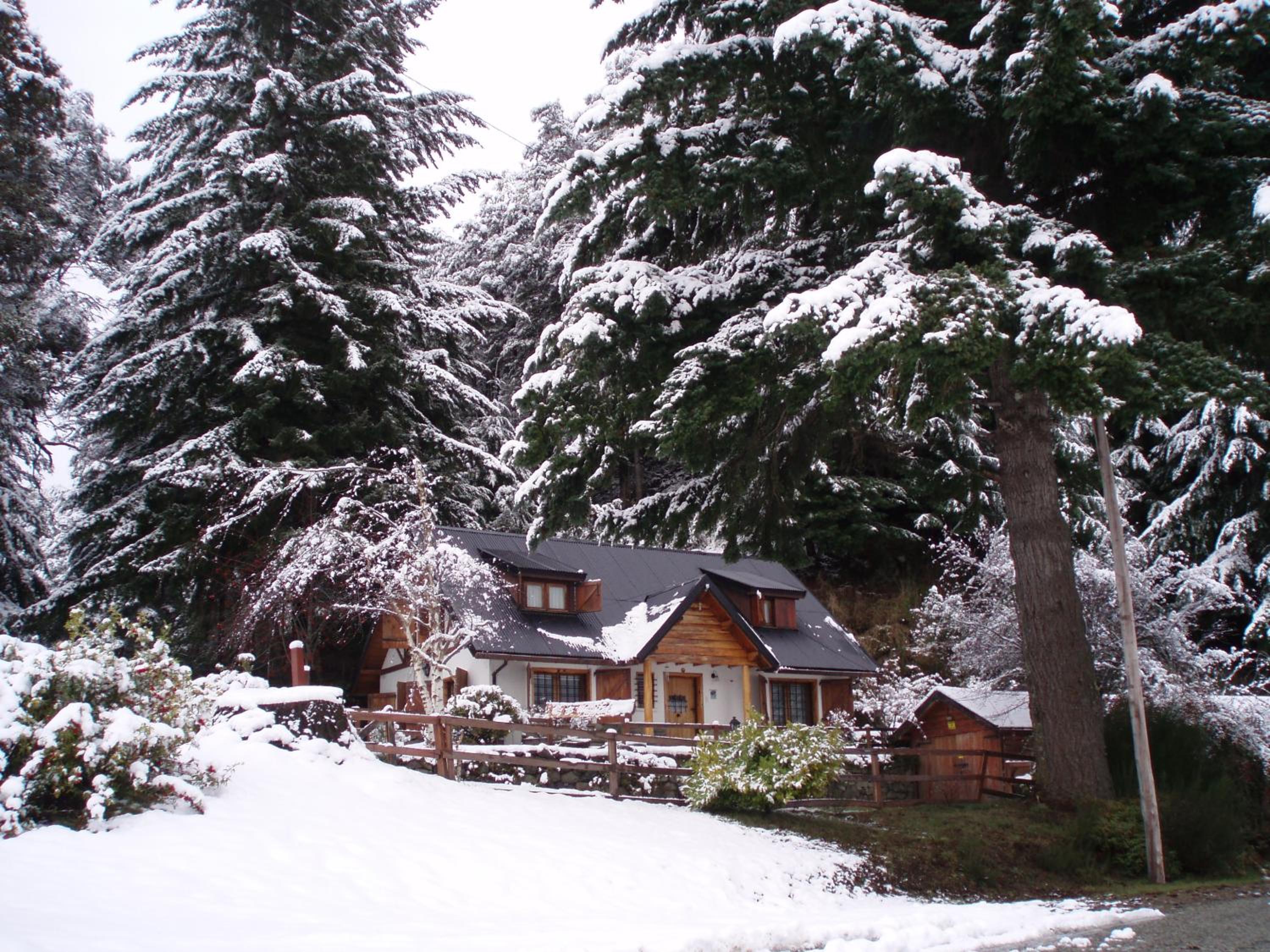Casa en Llao Llao con vista al lago y campo de golf