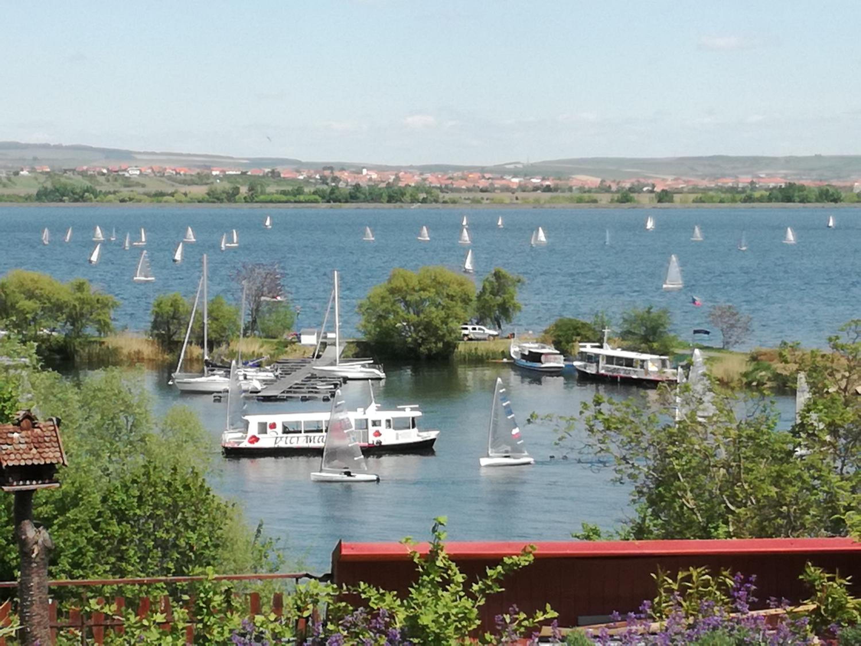 Penzion Nad jezerem