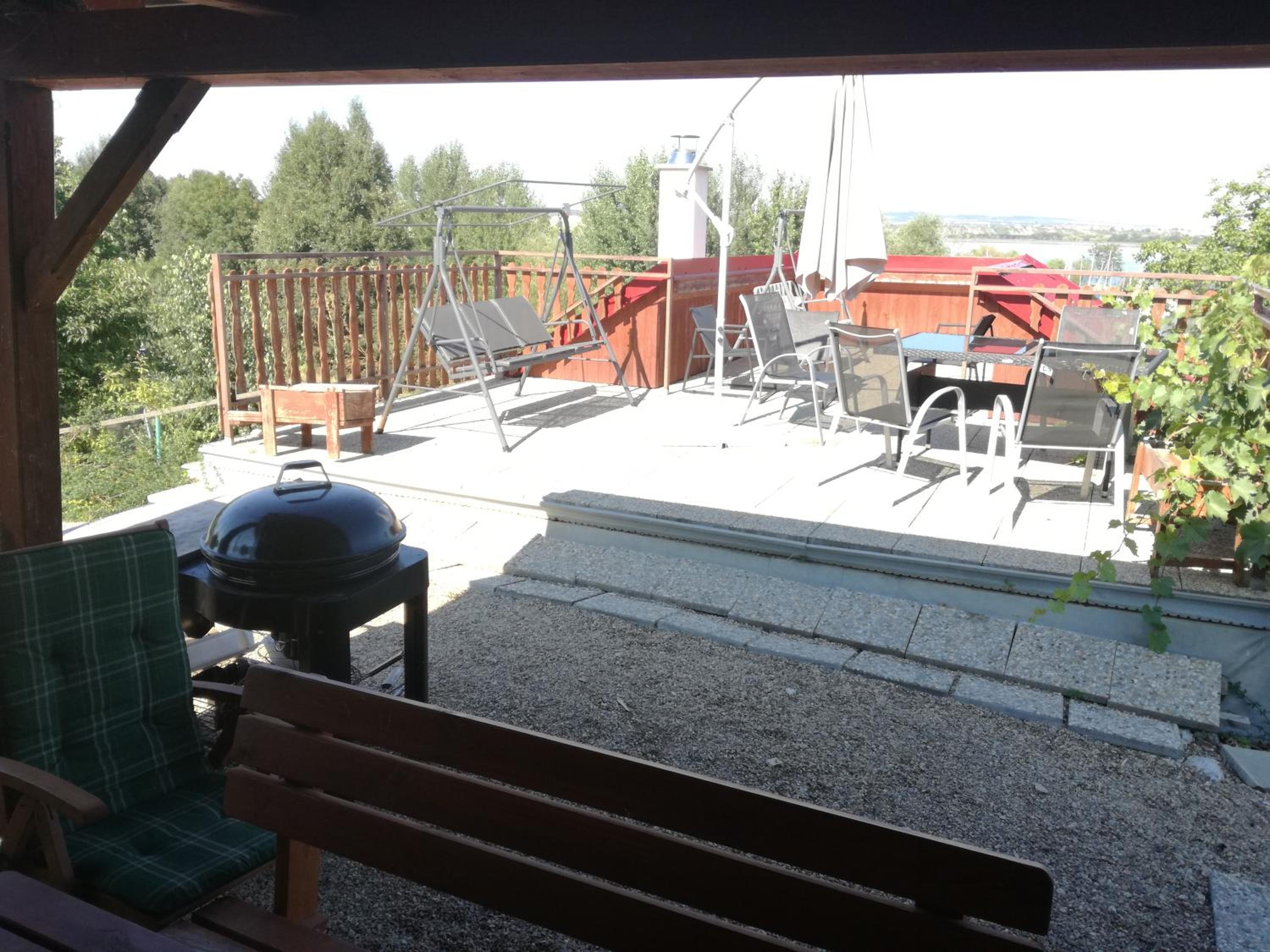 Penzion Nad jezerem