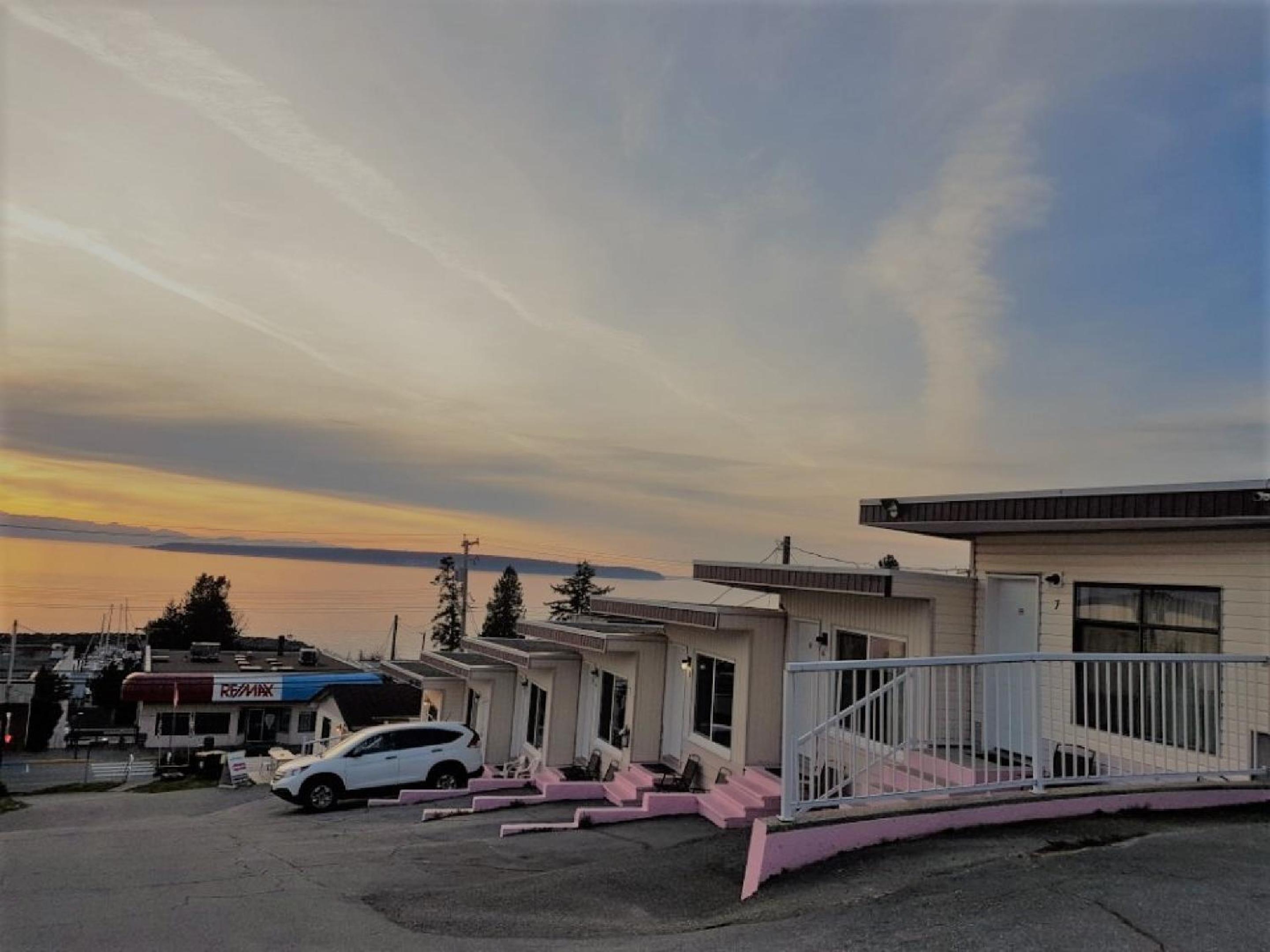 Westview Centre Motel Ltd