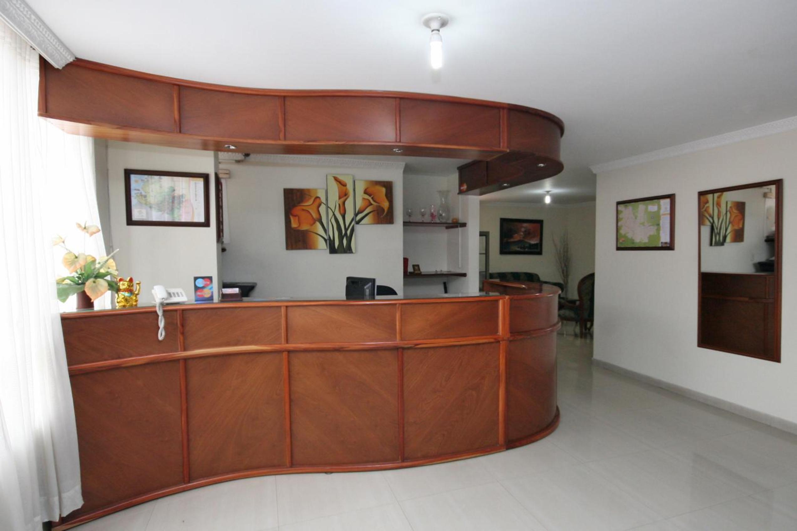 Hotel Sello Dorado - Image 1