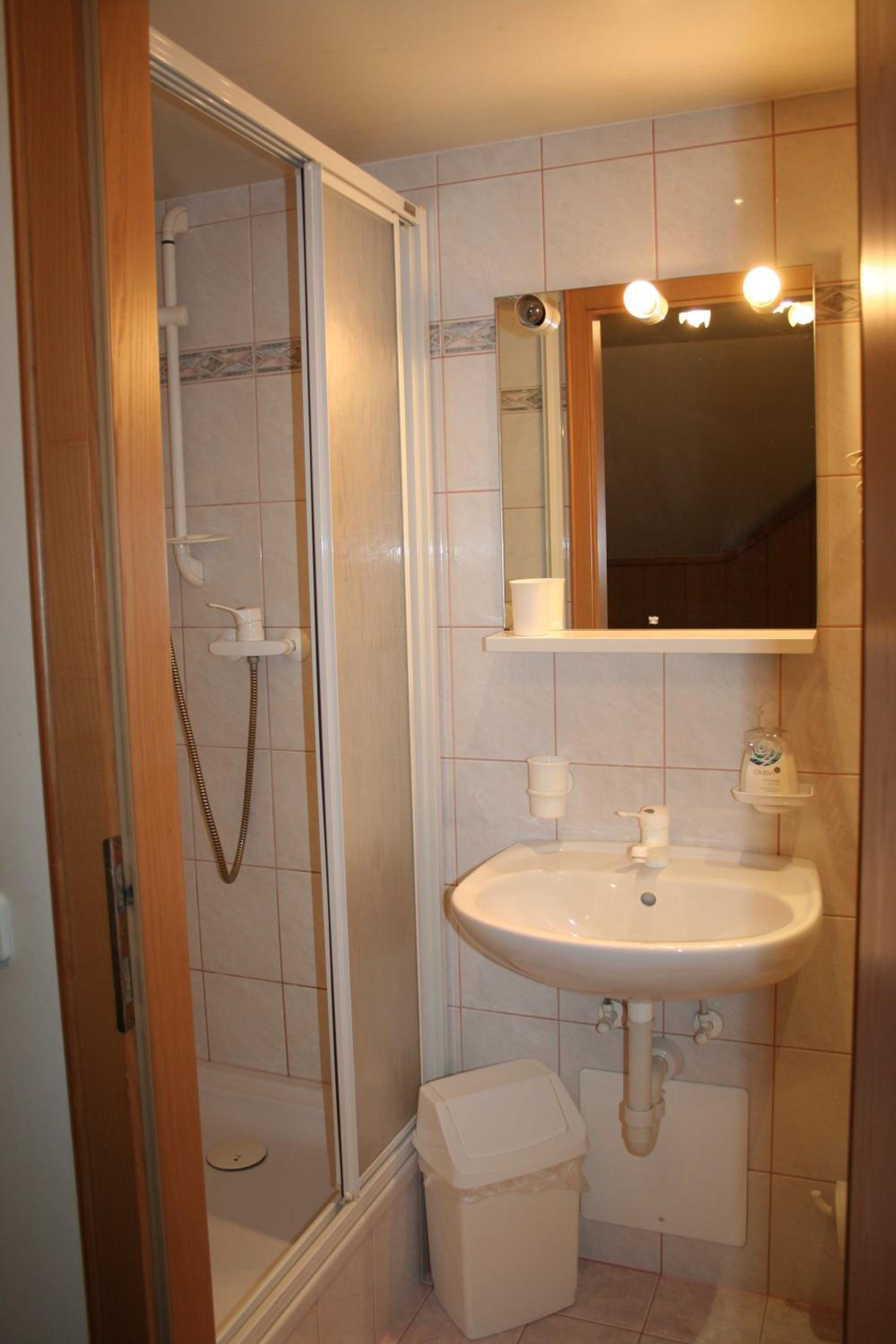 Photo 32