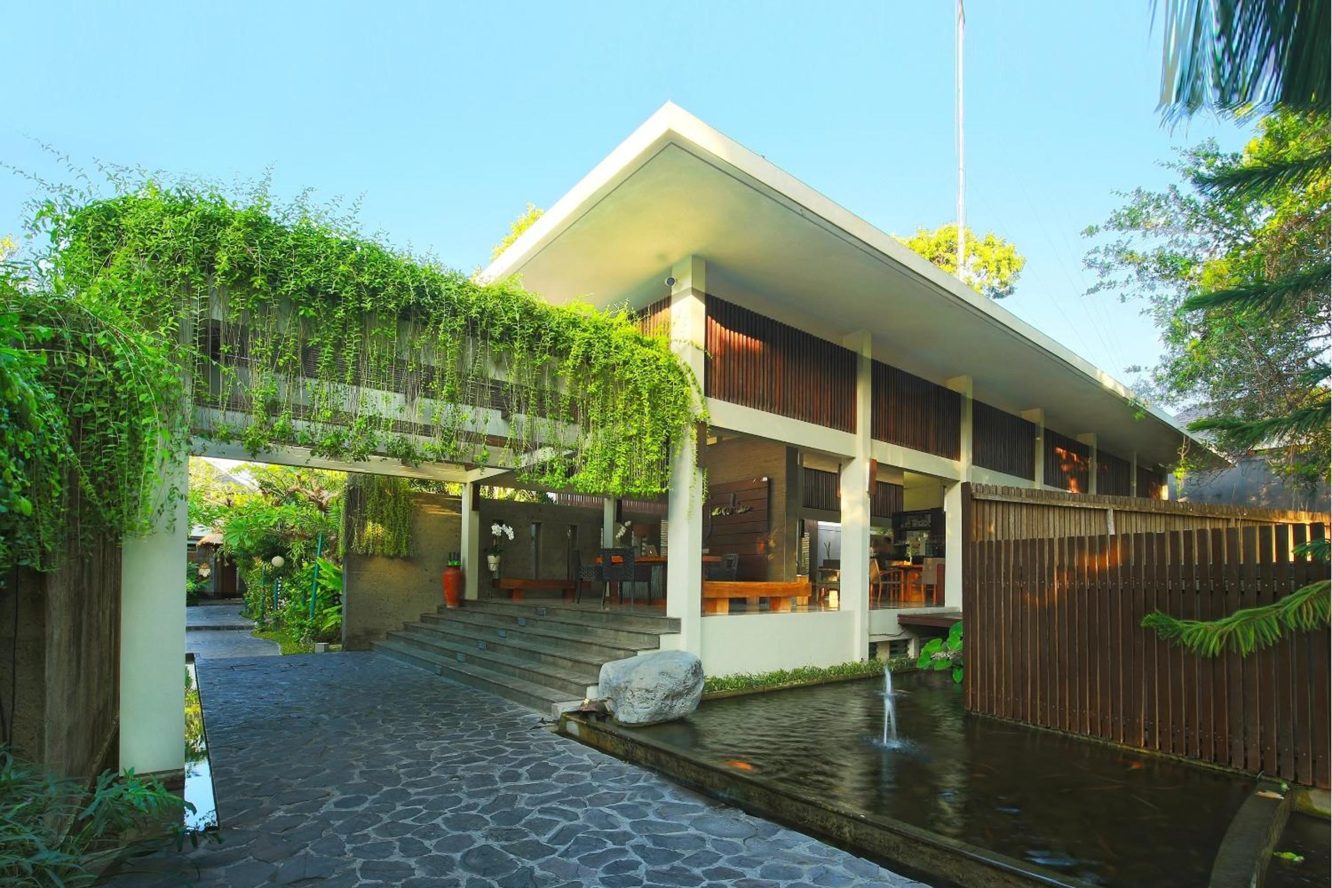 Le Jardin Villas Seminyak - Image 2