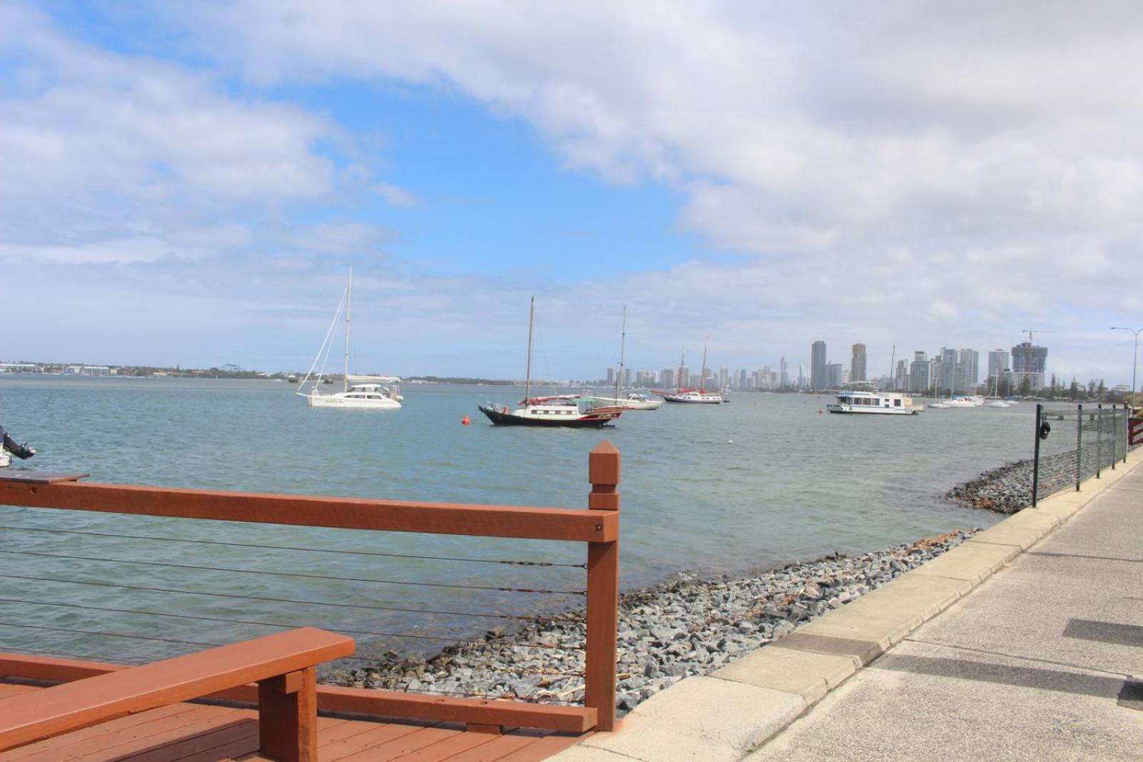 Broadwater Keys Holiday Apartments