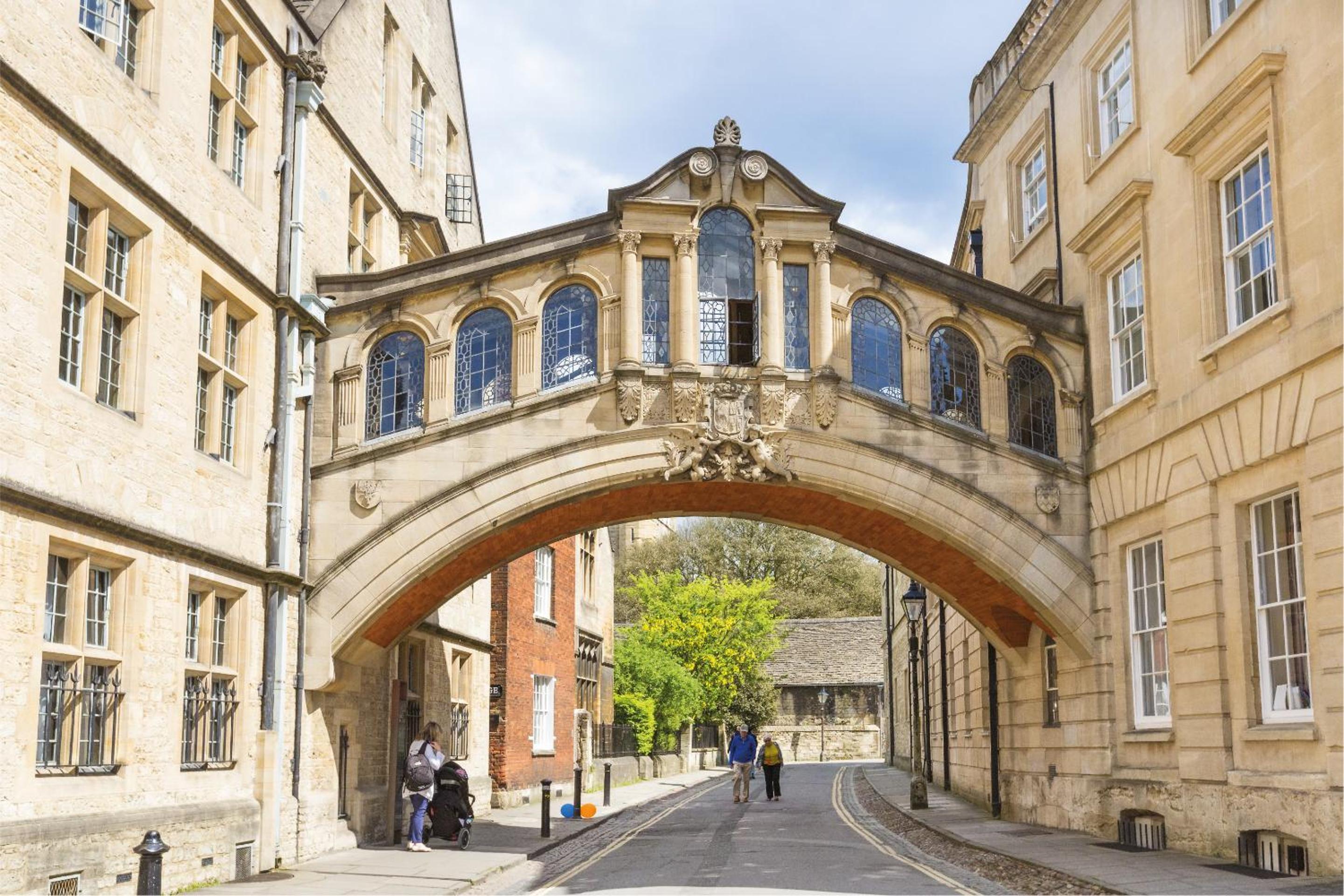 Oxford Collegiate Serviced Residence by AHG view 3